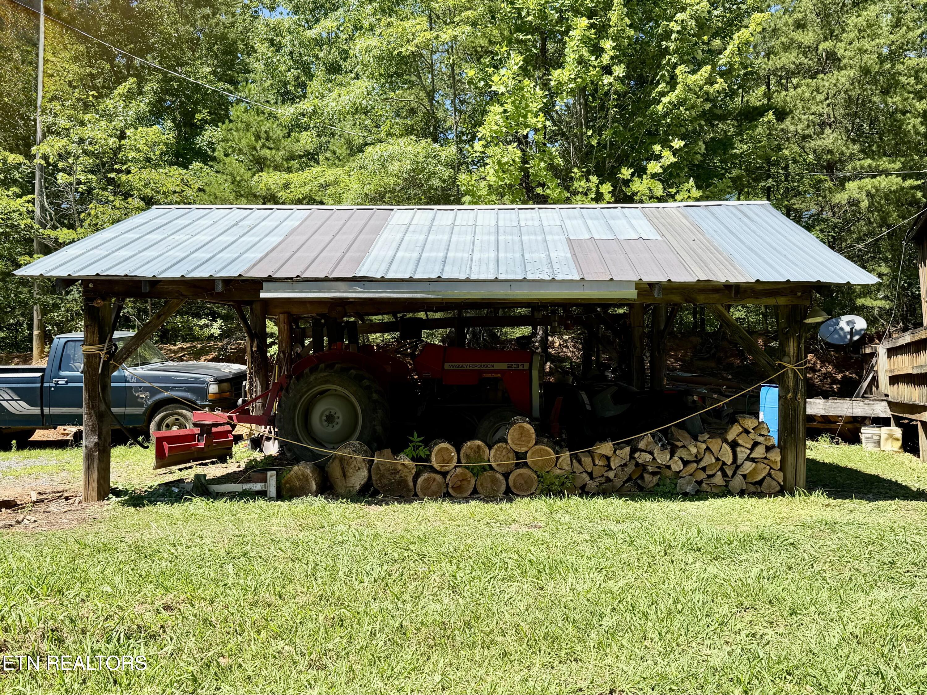 1798 Seagle Hollow Road Sevierville TN 37876