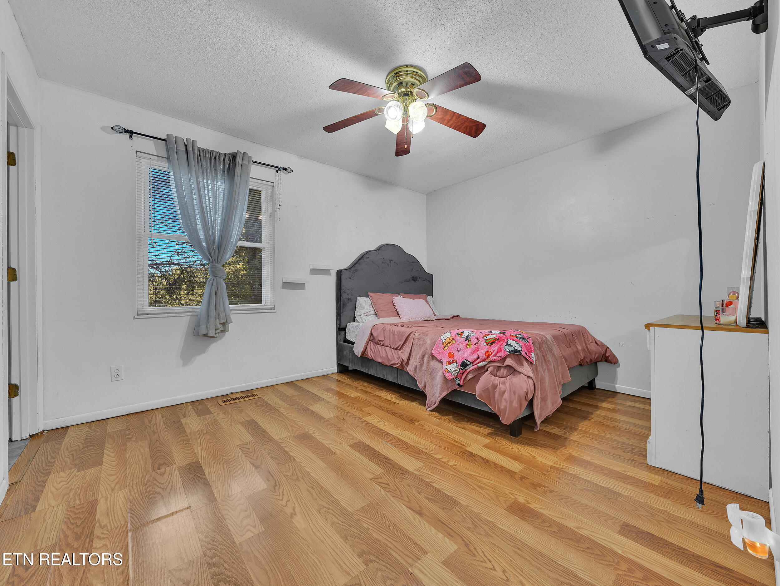 6409 NW Shrewsbury Drive Knoxville TN 37921