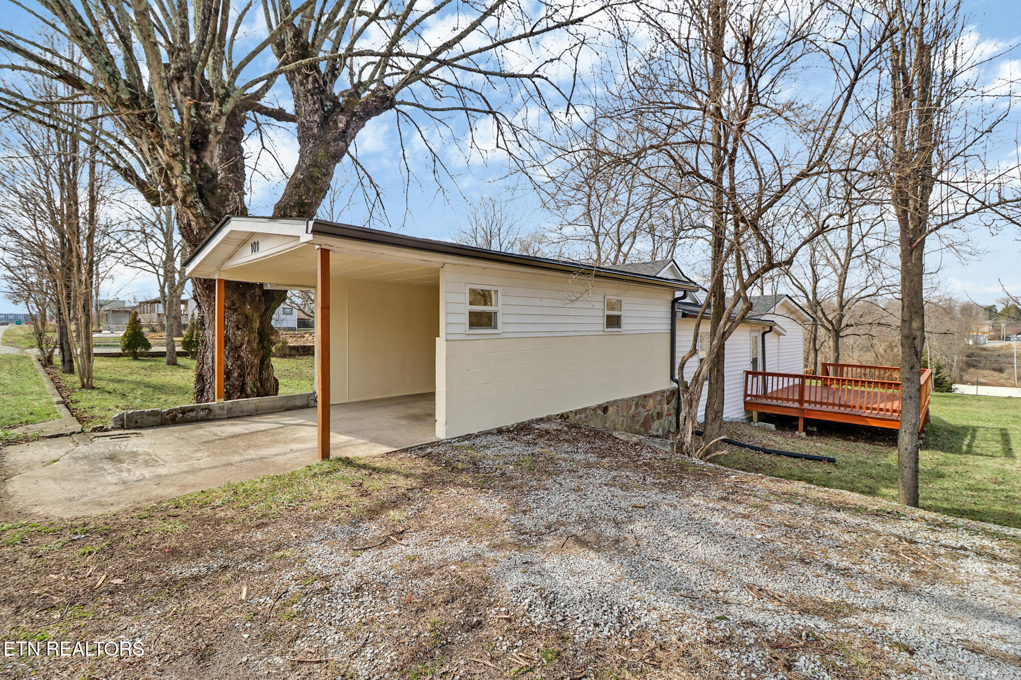 101 Dayton Avenue Crossville TN 38555
