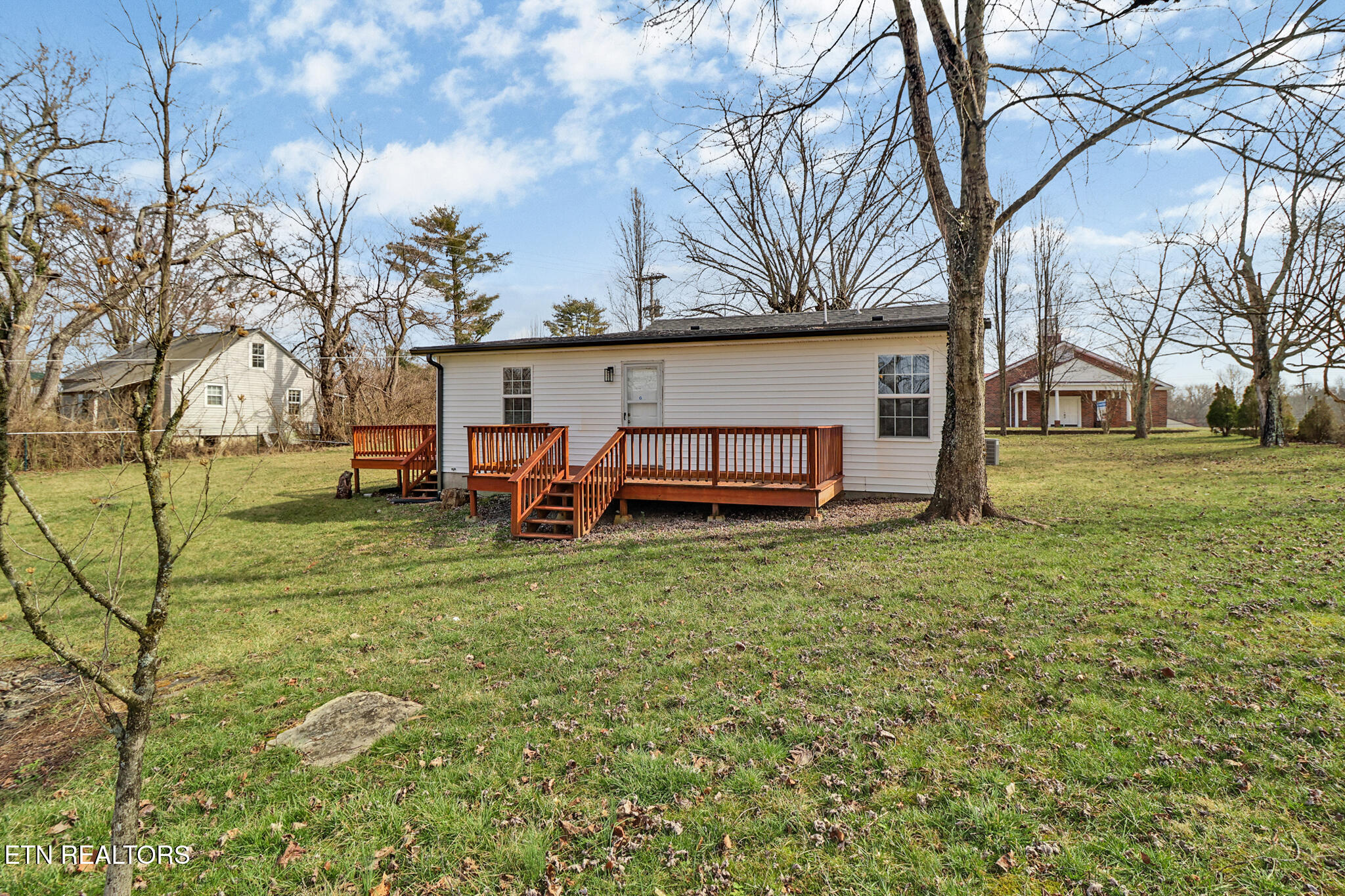 101 Dayton Avenue Crossville TN 38555