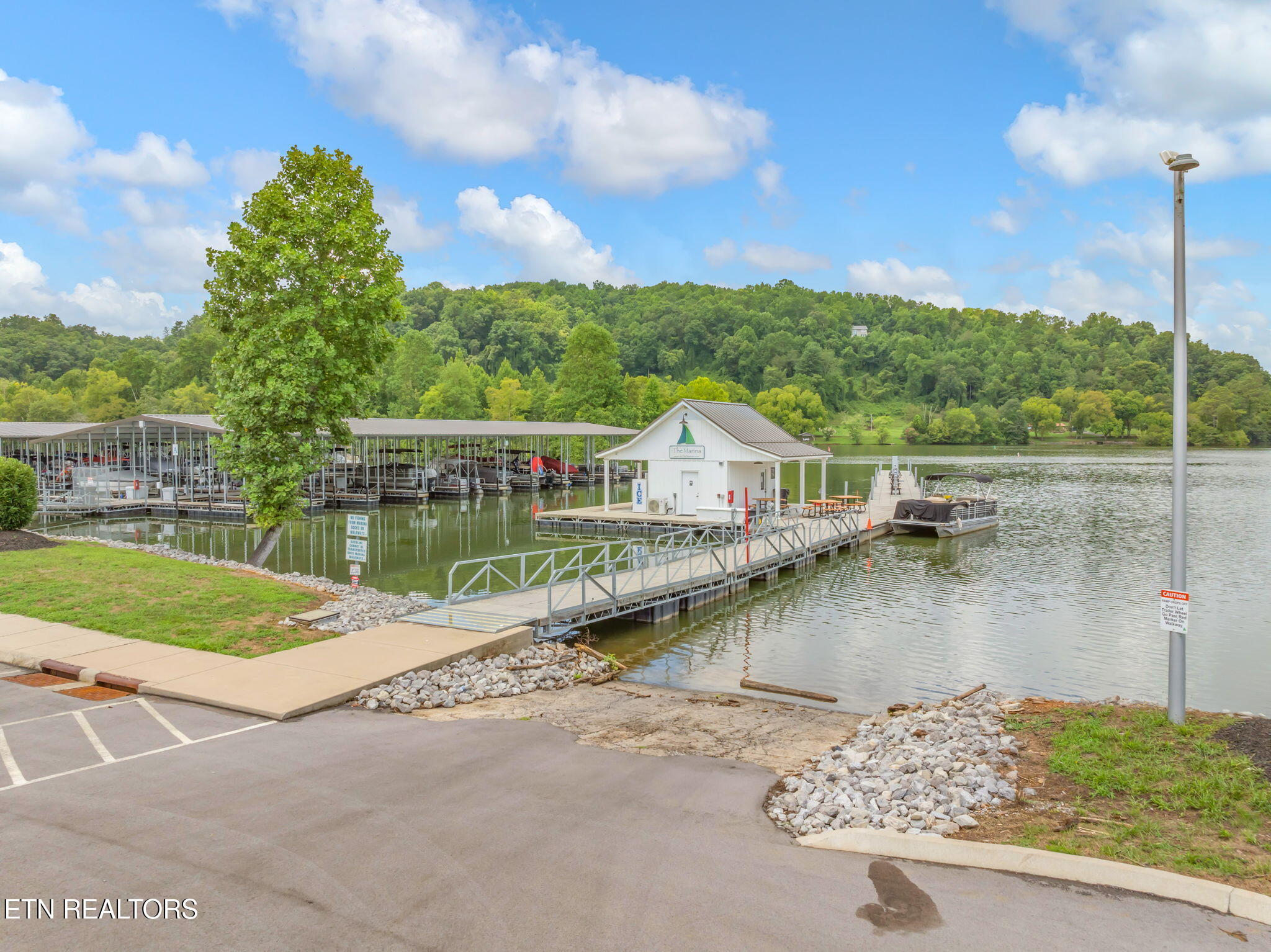114 Forestberry Street Oak Ridge TN 37830