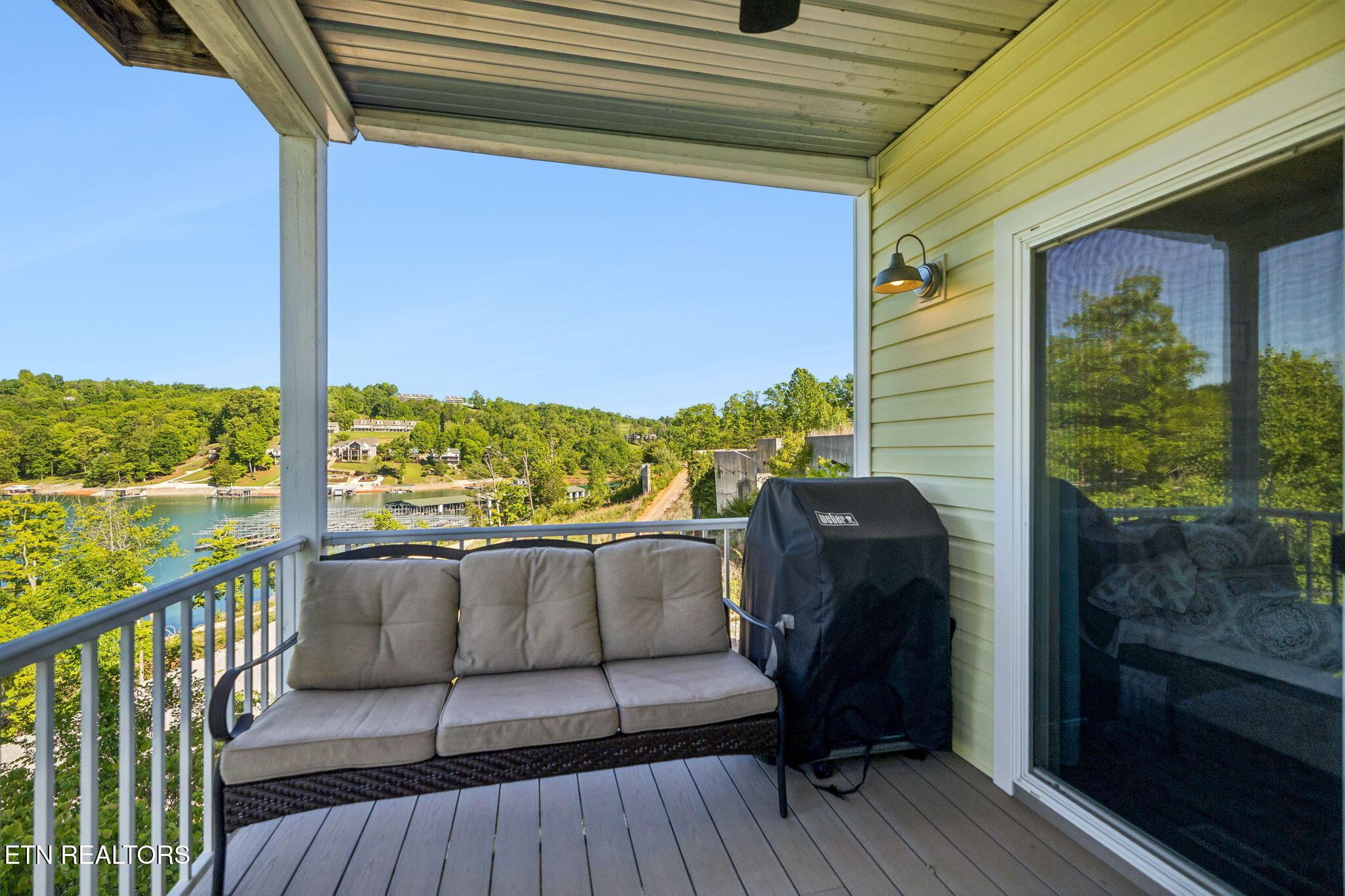 185 W Deer Village Lane Lafollette TN 37766