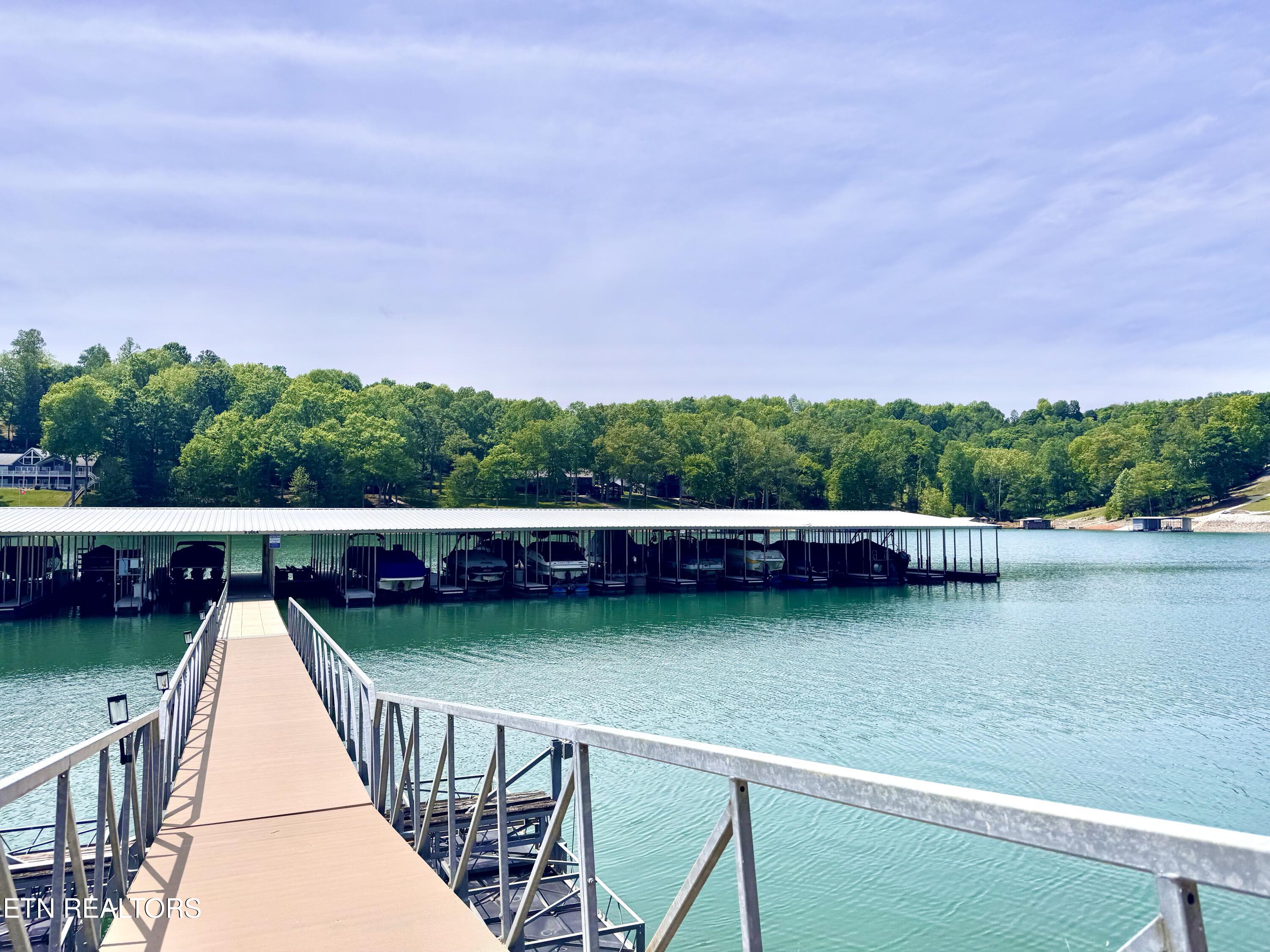 185 W Deer Village Lane Lafollette TN 37766
