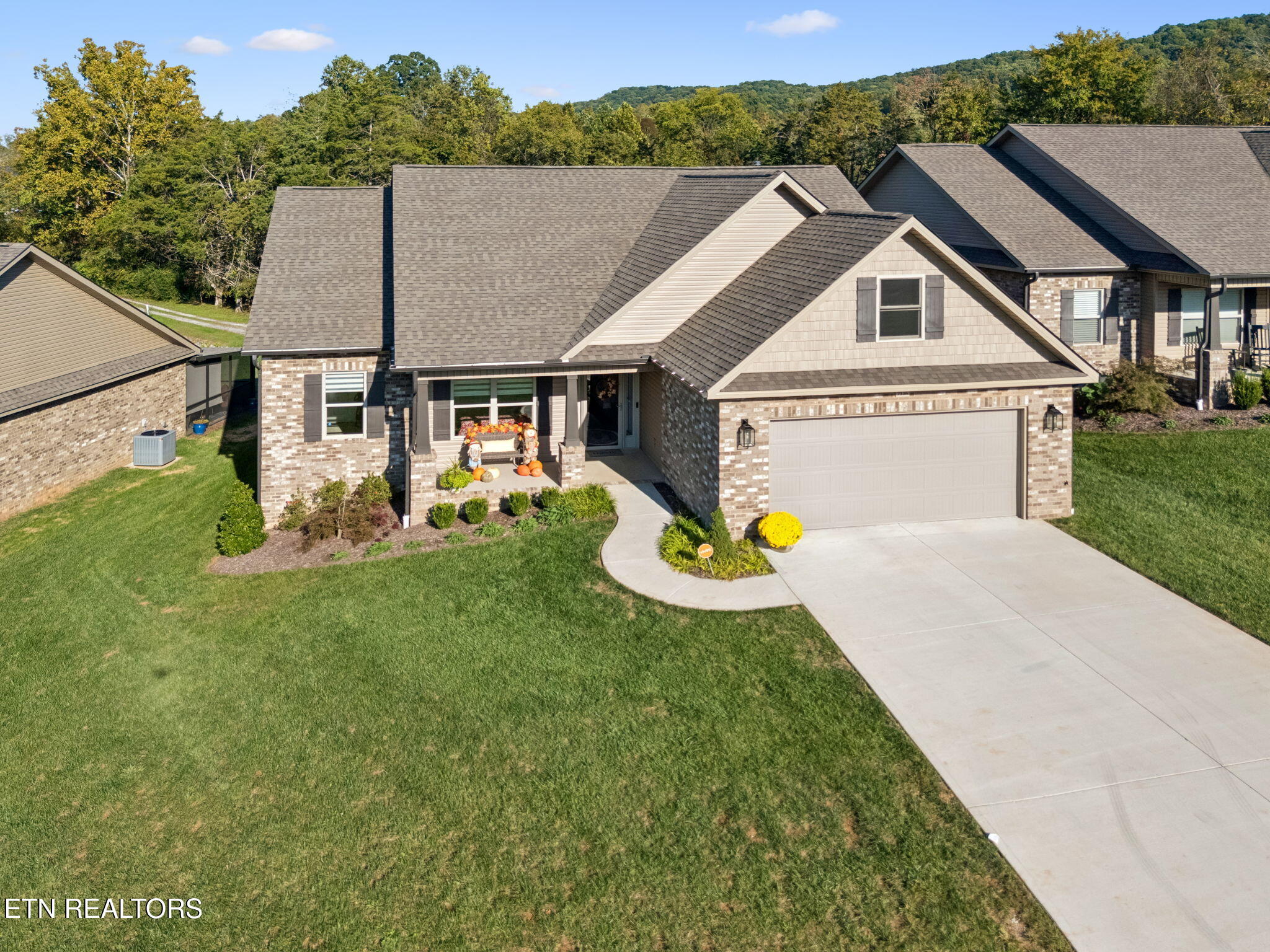 7116 Volunteer Ridge Lane Knoxville TN 37918
