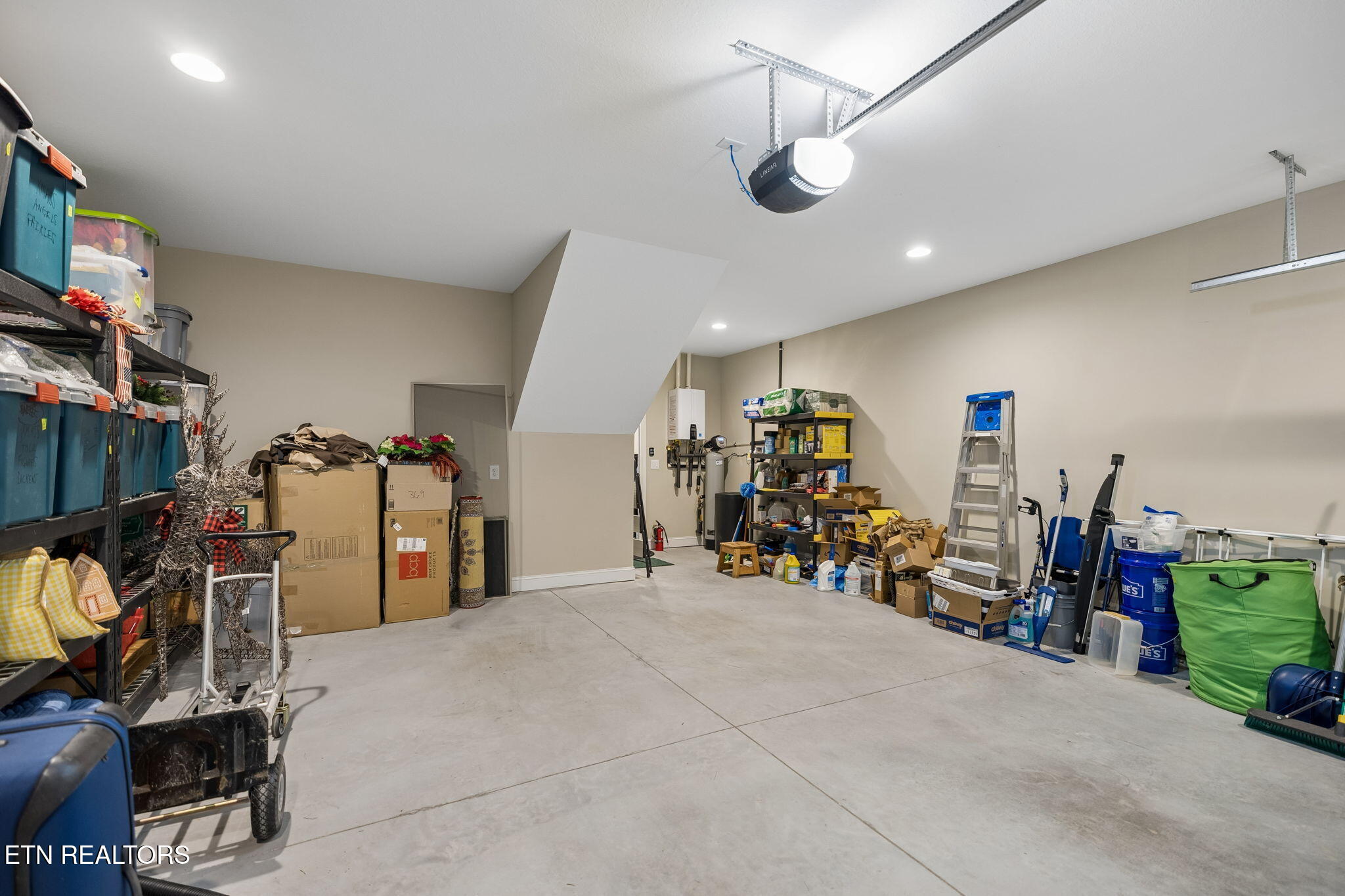 7116 Volunteer Ridge Lane Knoxville TN 37918