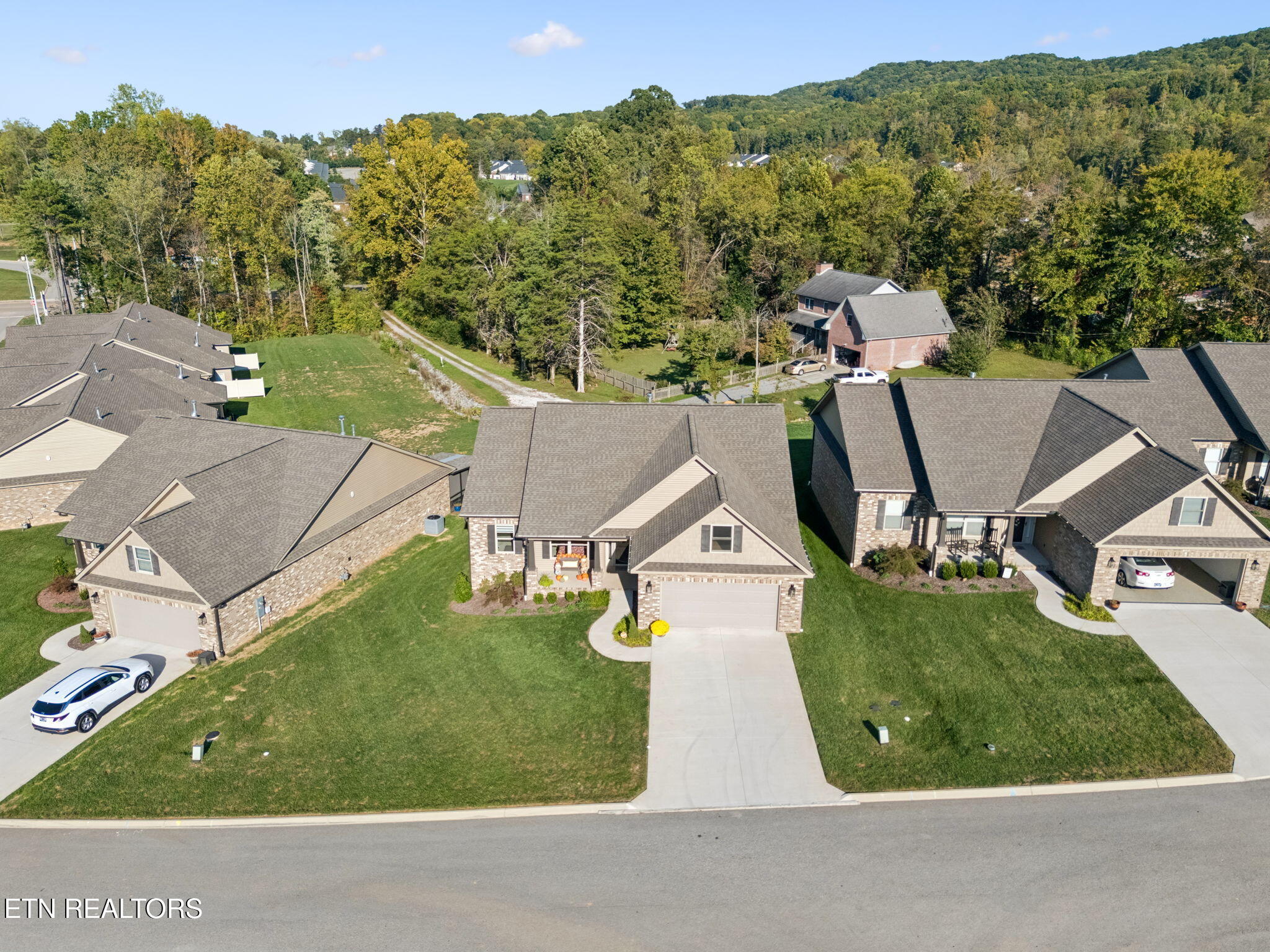 7116 Volunteer Ridge Lane Knoxville TN 37918