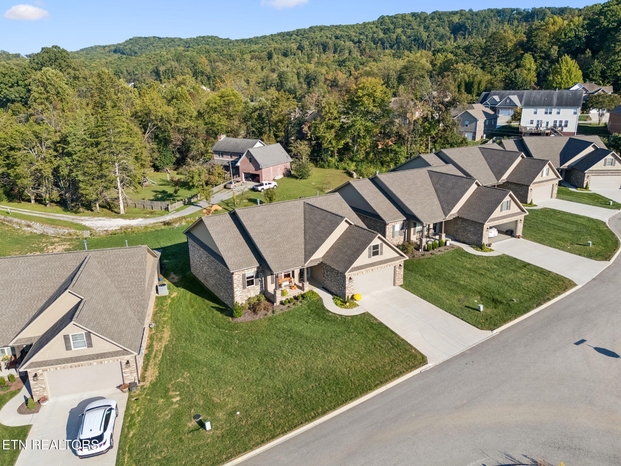7116 Volunteer Ridge Lane Knoxville TN 37918
