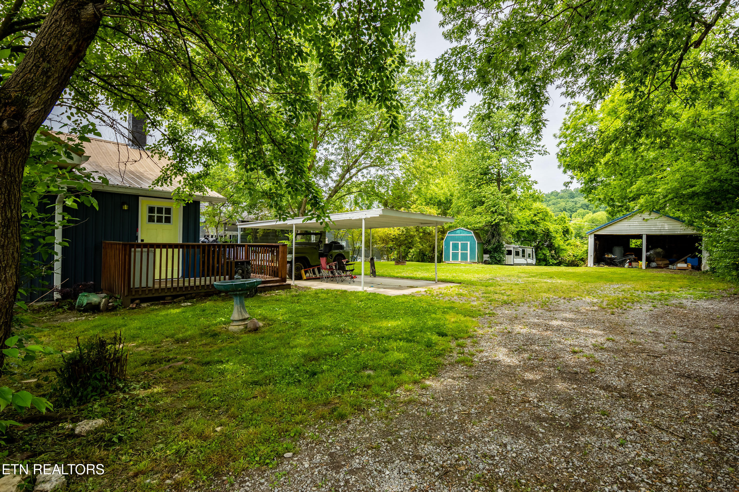 2821 NE Valley View Drive Knoxville TN 37917