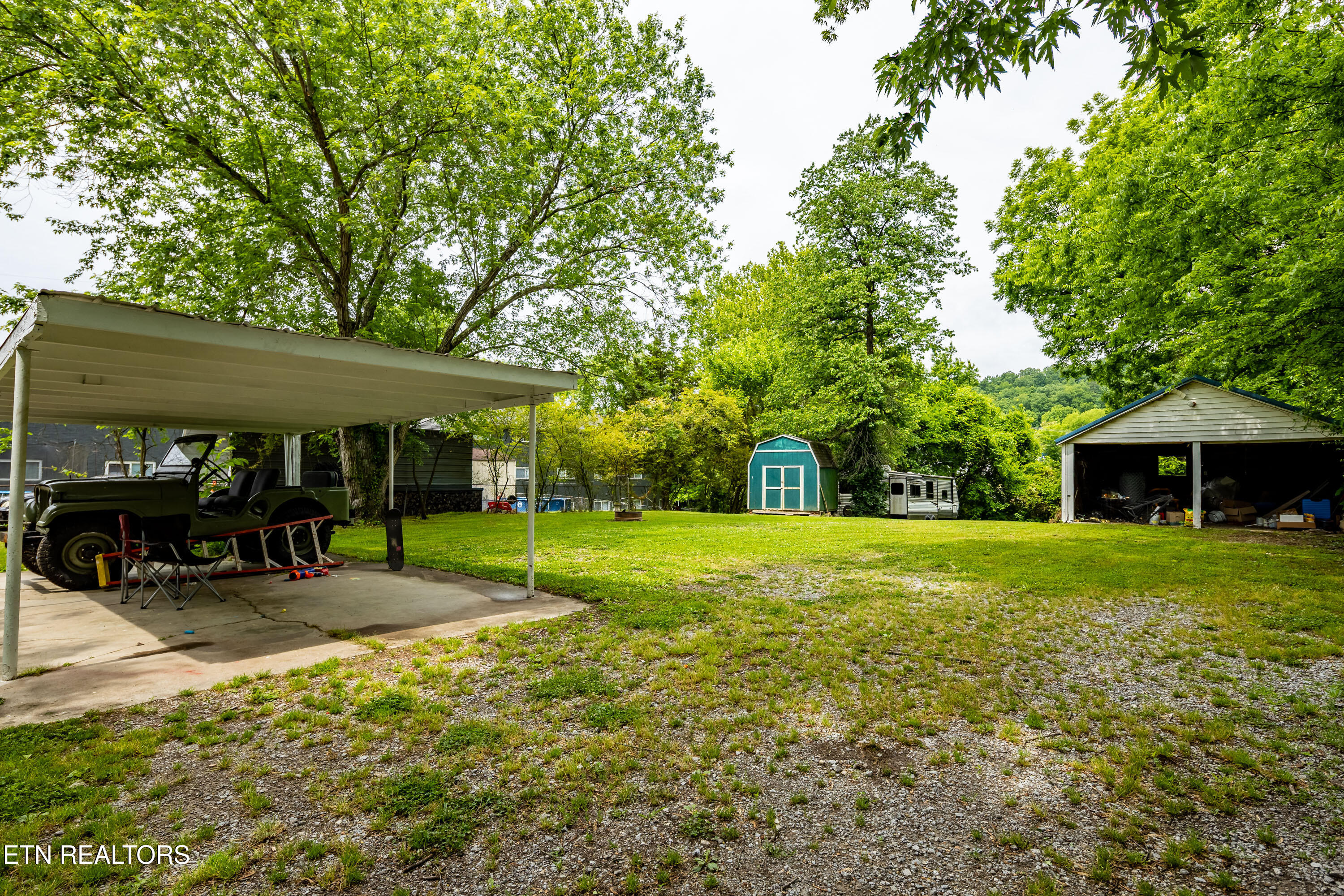 2821 NE Valley View Drive Knoxville TN 37917