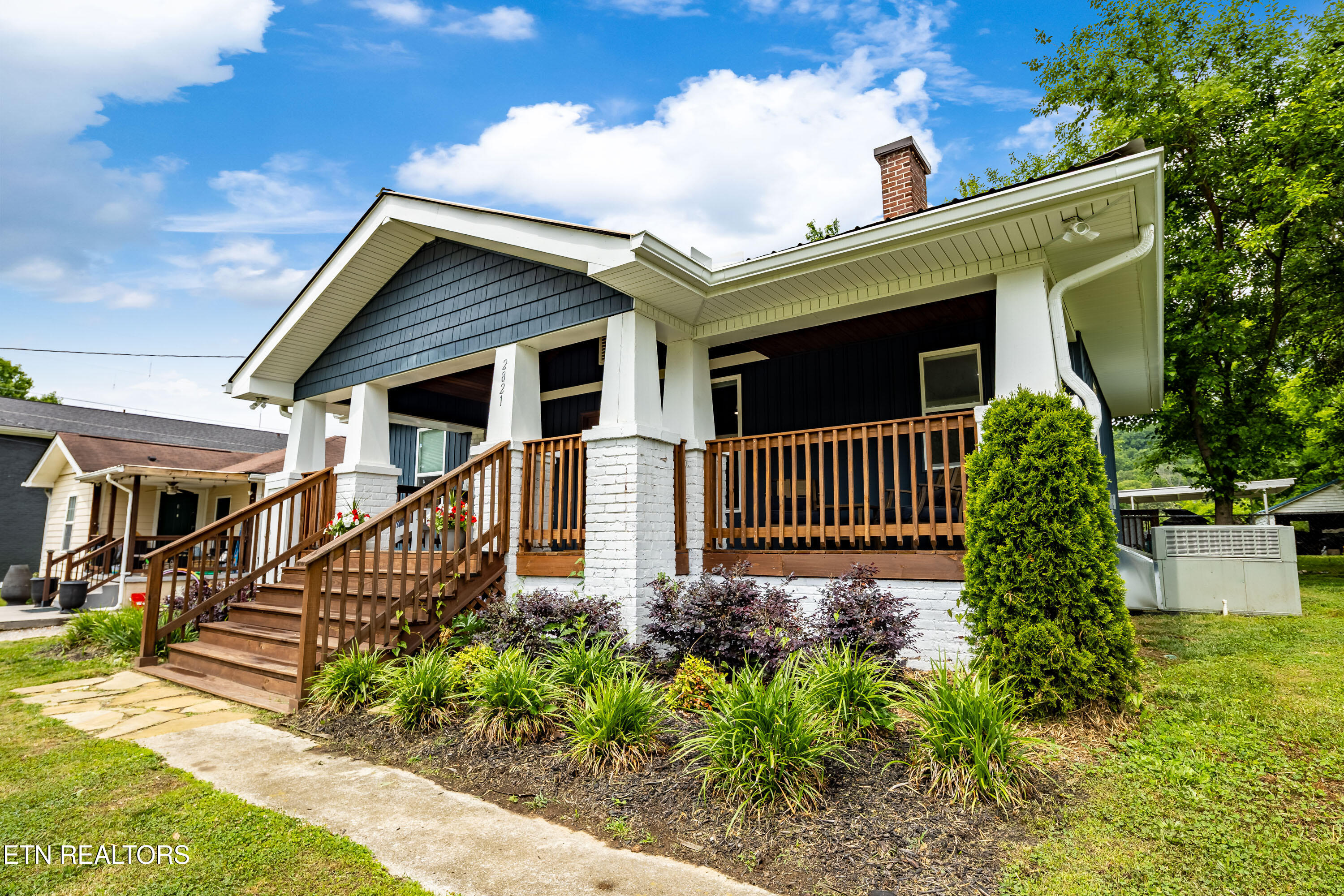 2821 NE Valley View Drive Knoxville TN 37917