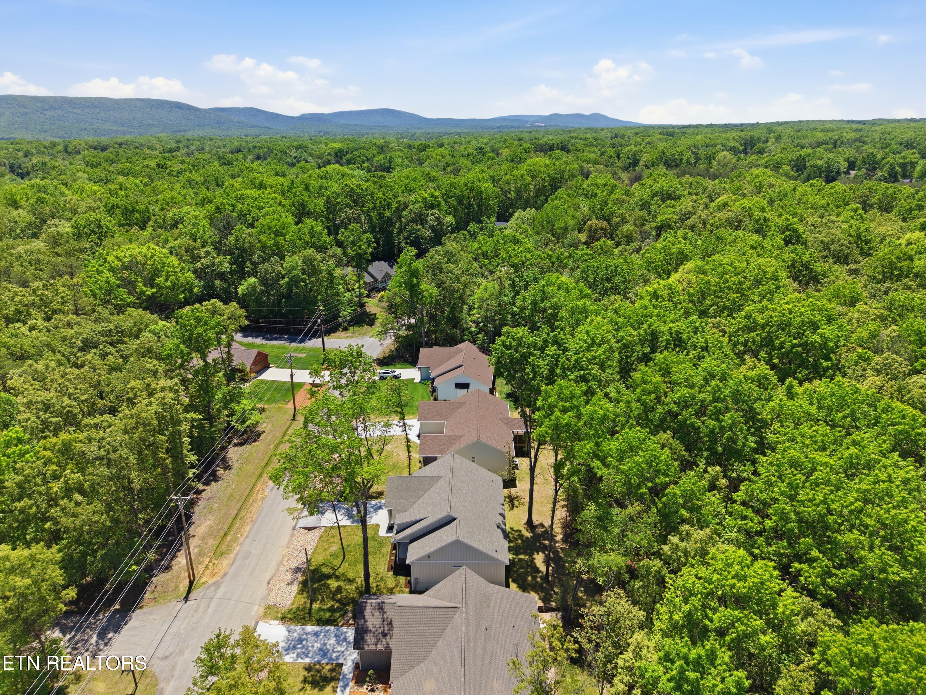 162 Hawes Circle Crossville TN 38558