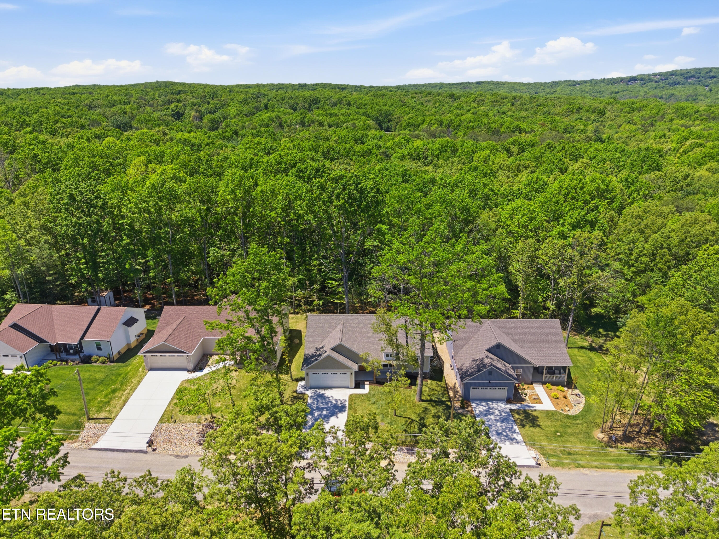 162 Hawes Circle Crossville TN 38558