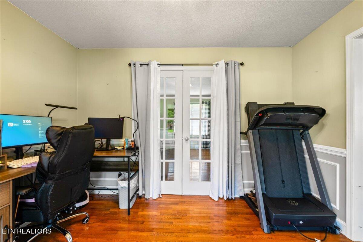 356 Elkins Road Jacksboro TN 37757