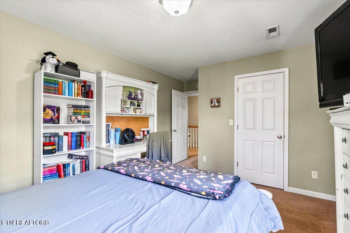356 Elkins Road Jacksboro TN 37757