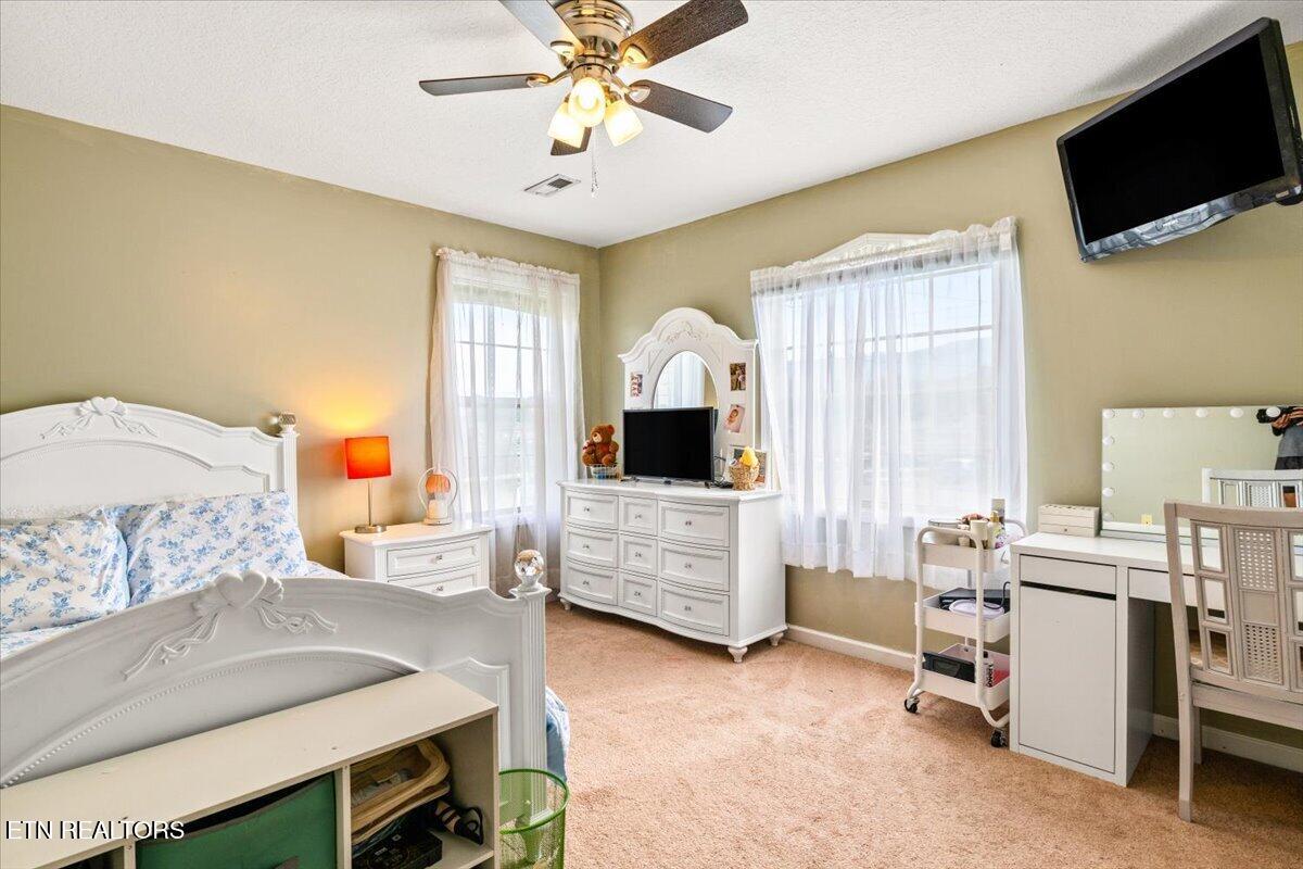 356 Elkins Road Jacksboro TN 37757