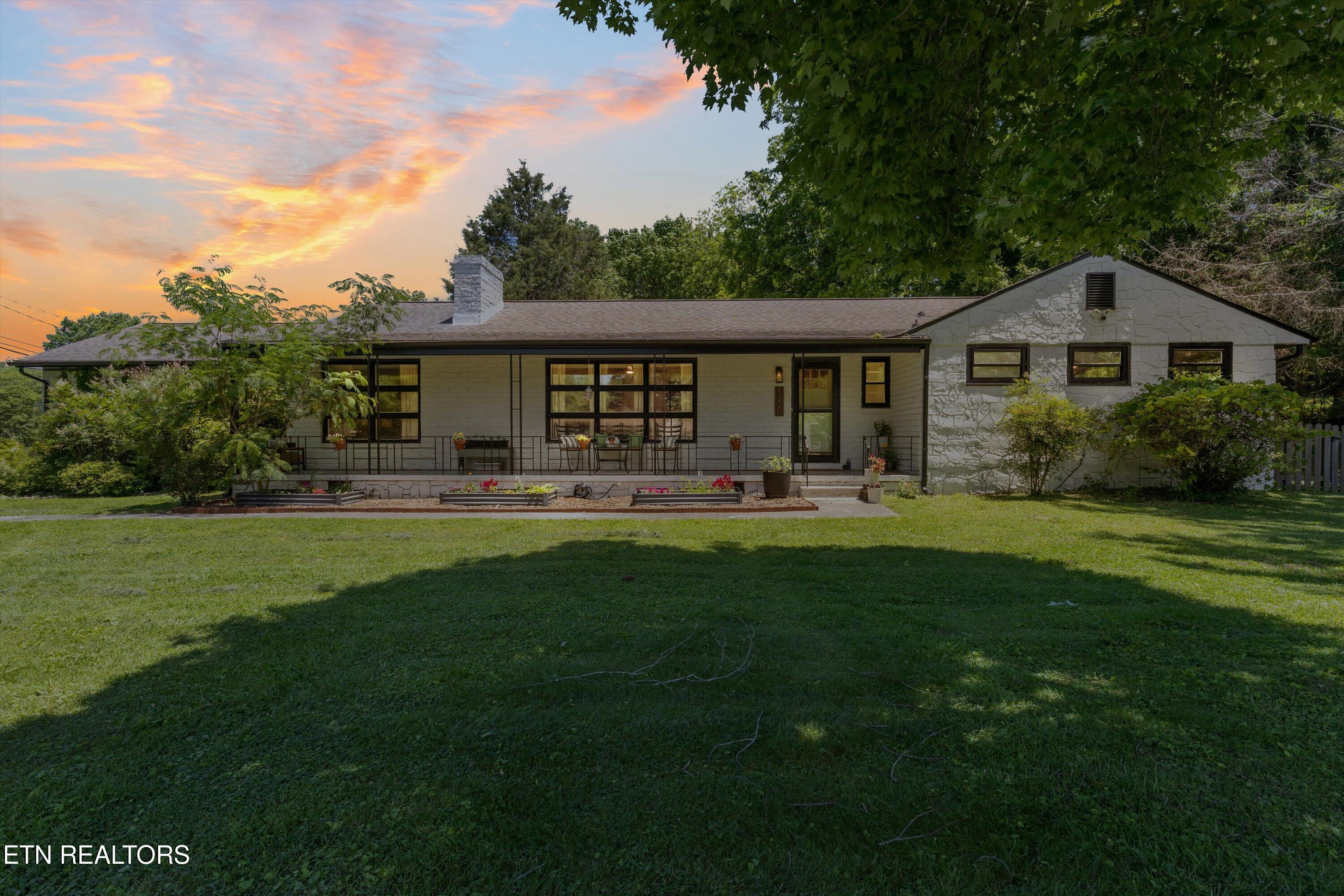 5220 NE Lavesta Road Knoxville TN 37918