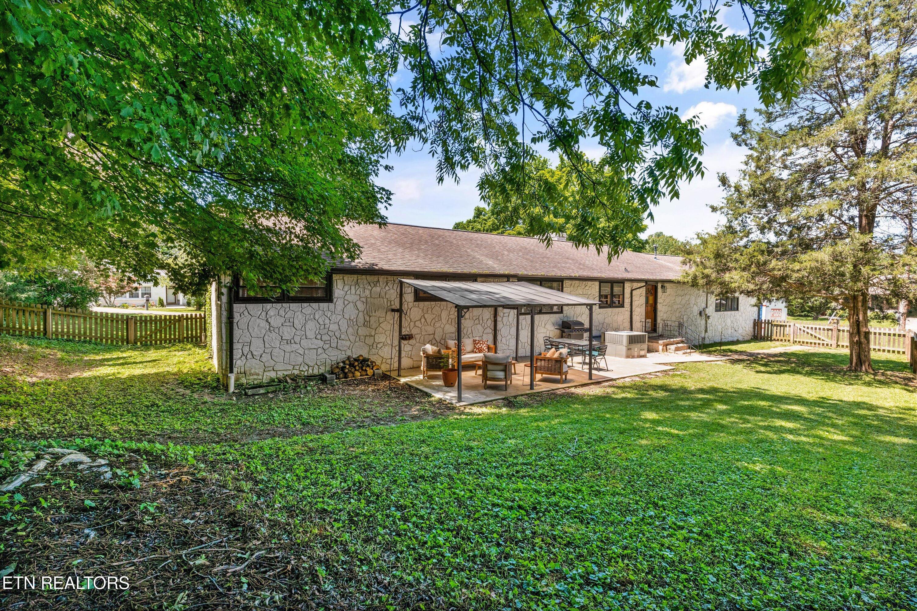 5220 NE Lavesta Road Knoxville TN 37918