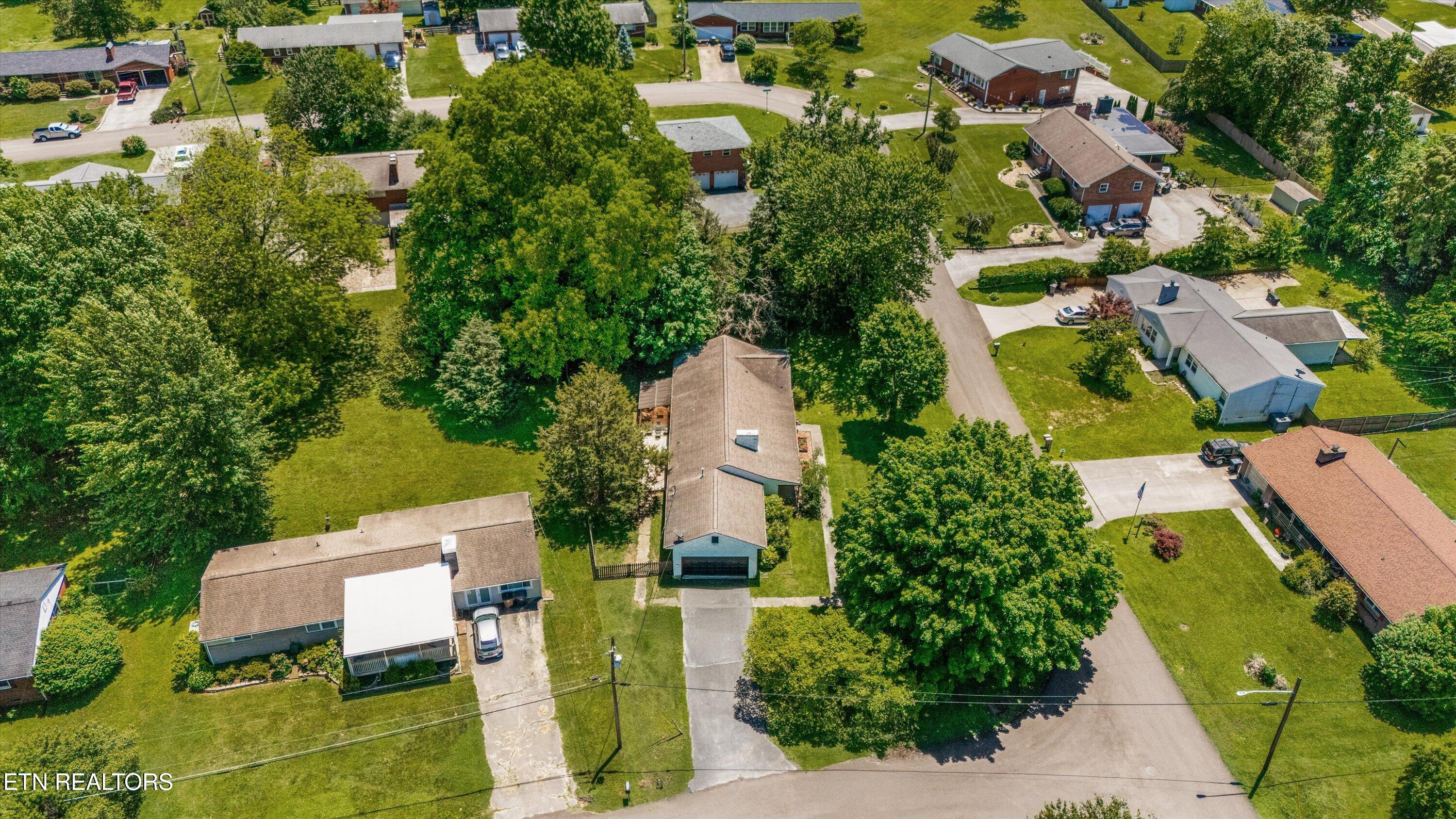 5220 NE Lavesta Road Knoxville TN 37918