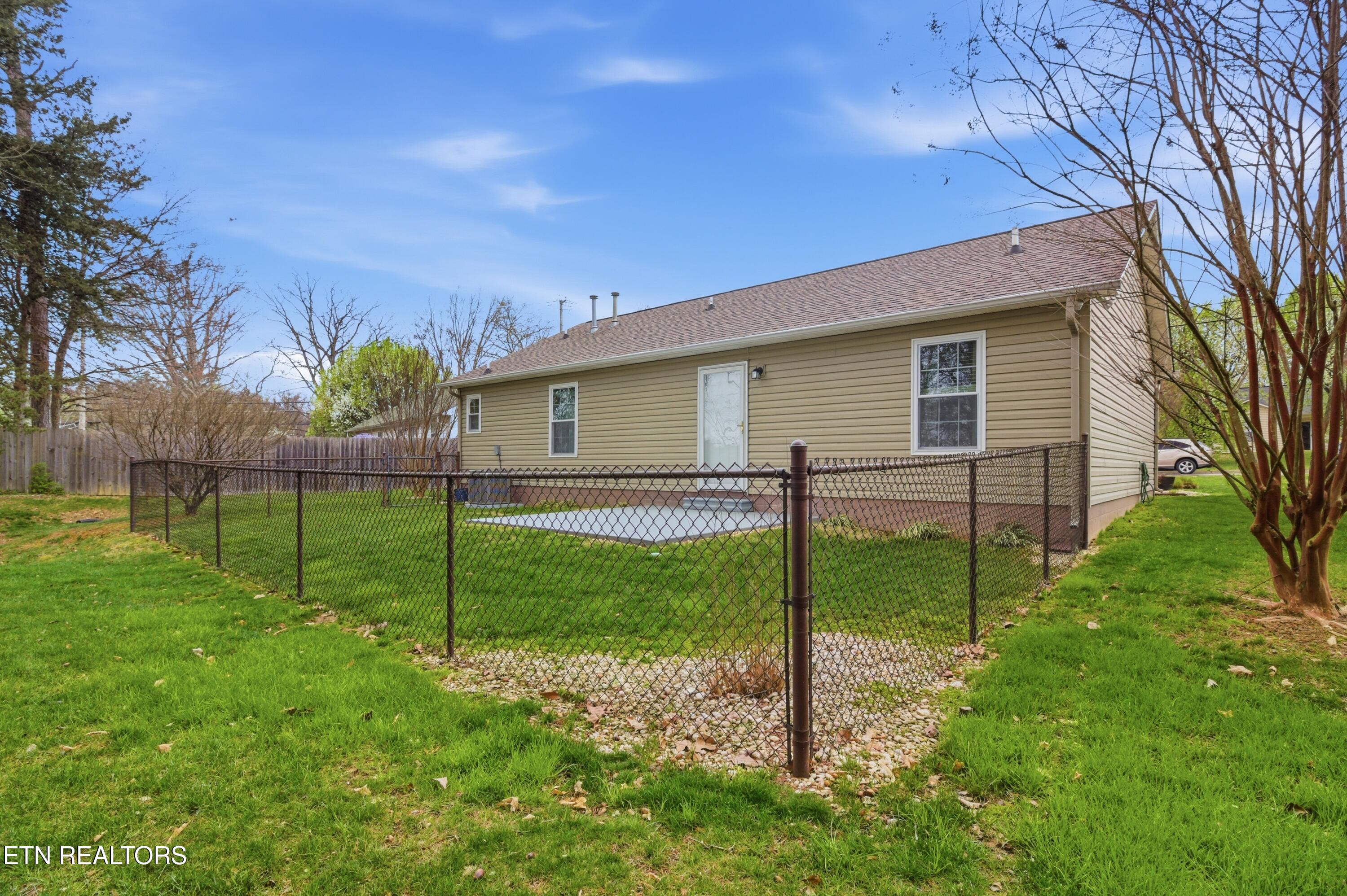 6115 Emerald Hills Lane Knoxville TN 37912