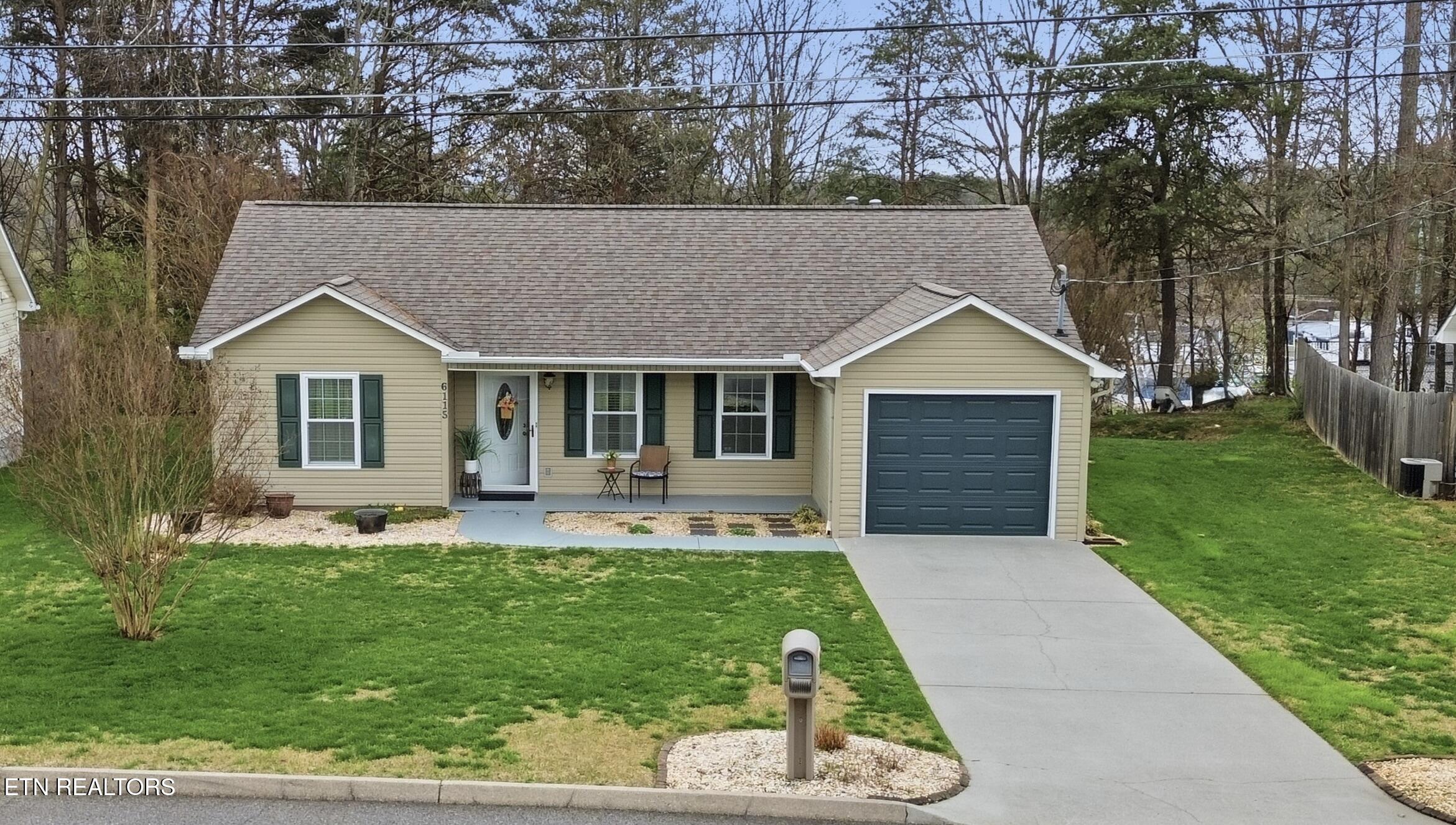6115 Emerald Hills Lane Knoxville TN 37912