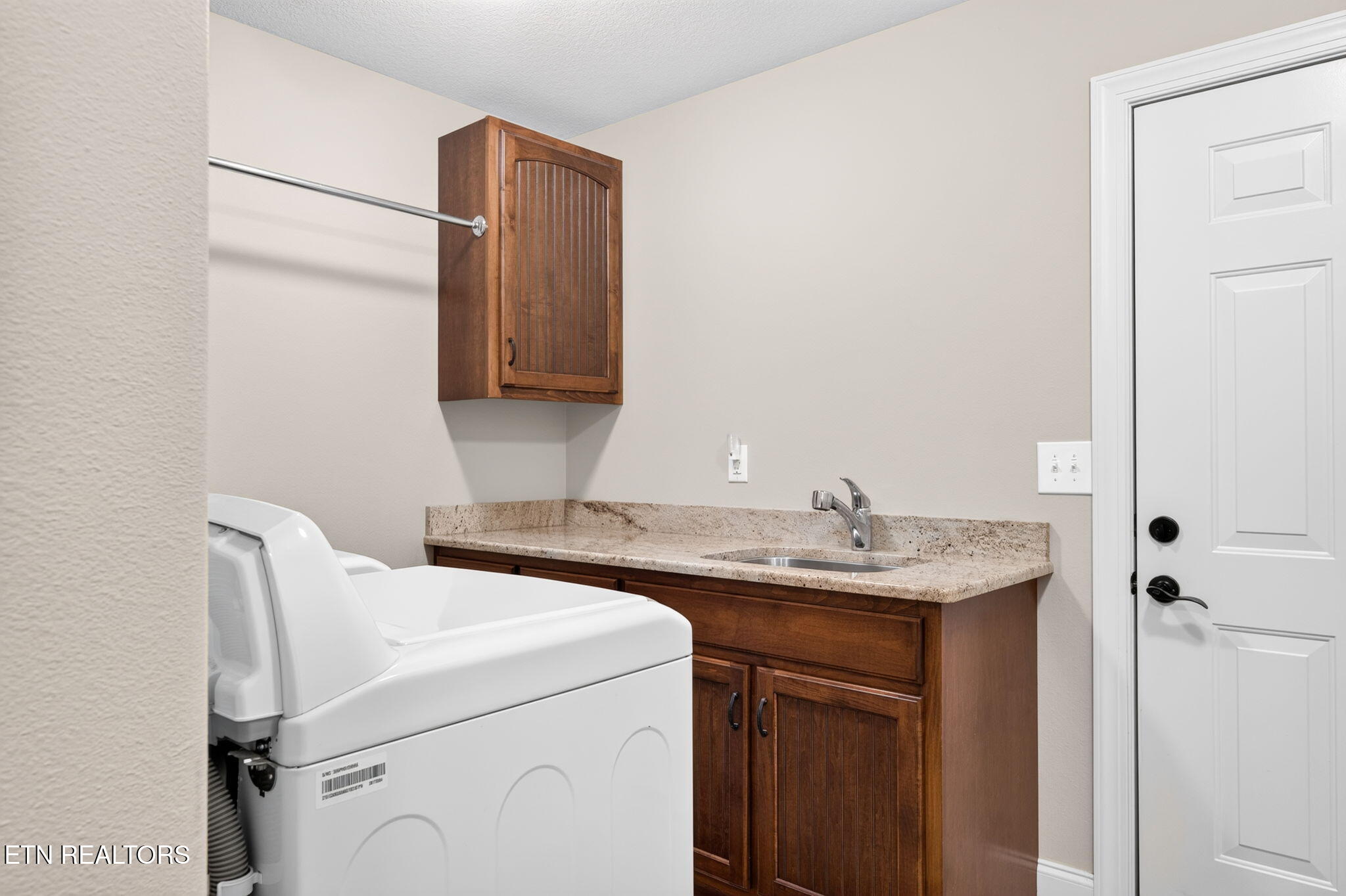 327 Beachwood Drive Crossville TN 38558