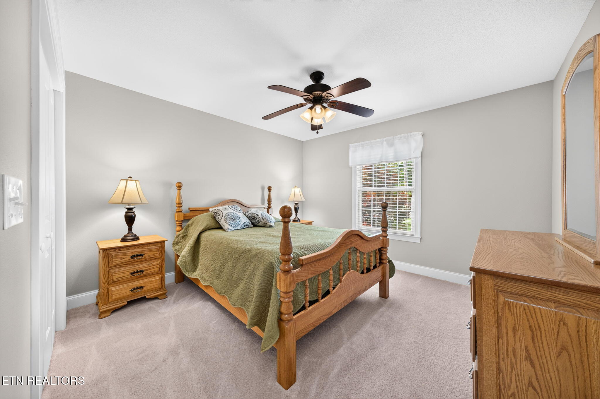 327 Beachwood Drive Crossville TN 38558