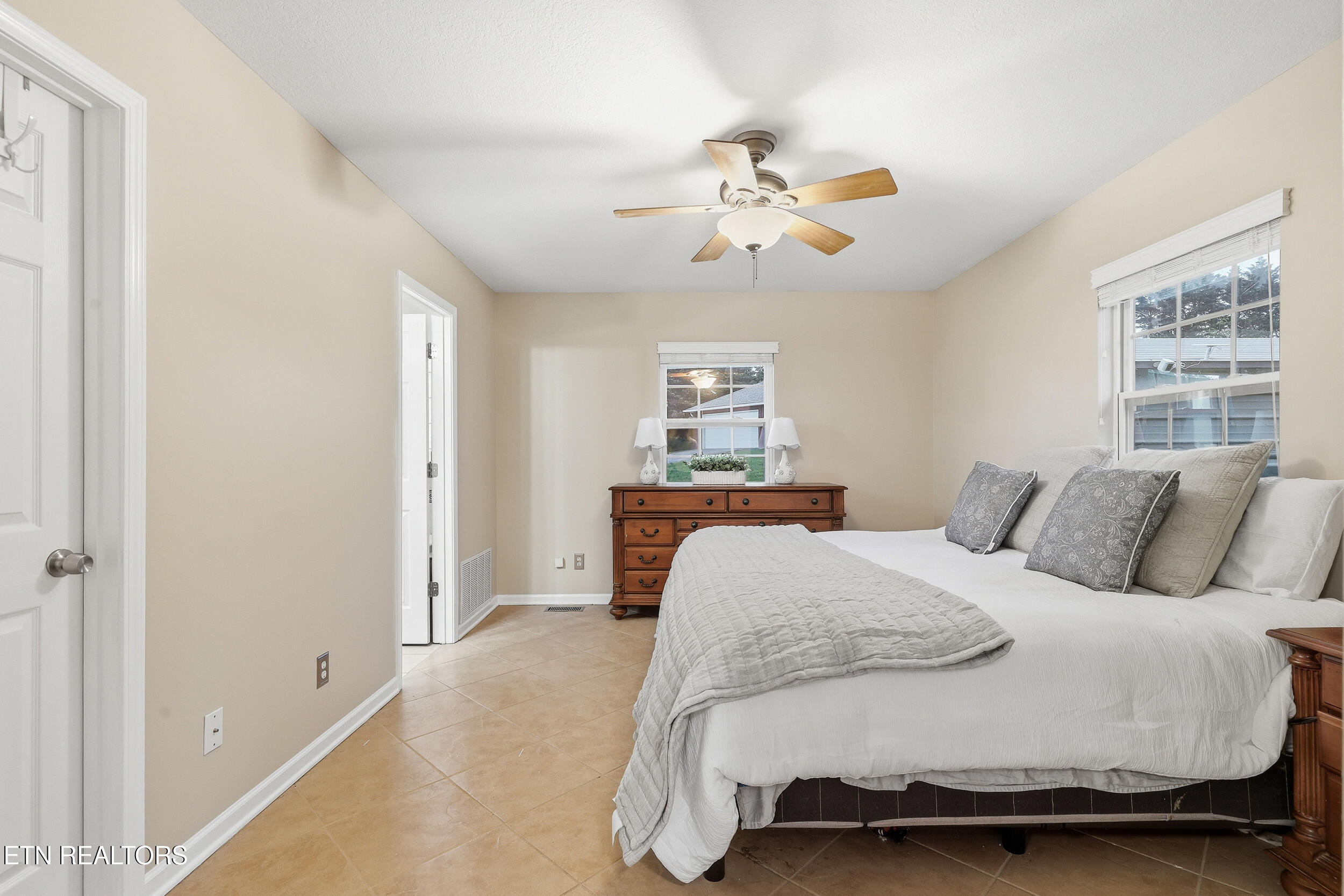 984 Mossy Grove Lane Maryville TN 37801