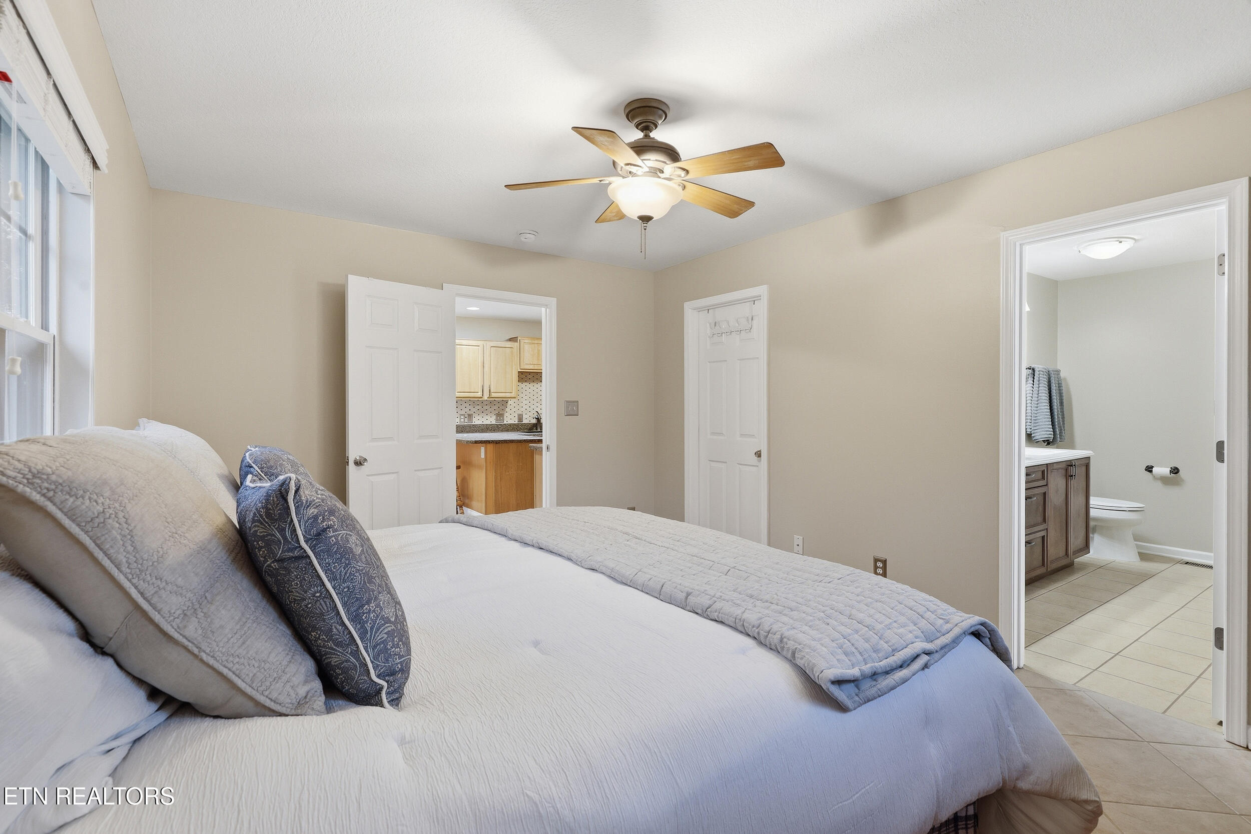 984 Mossy Grove Lane Maryville TN 37801