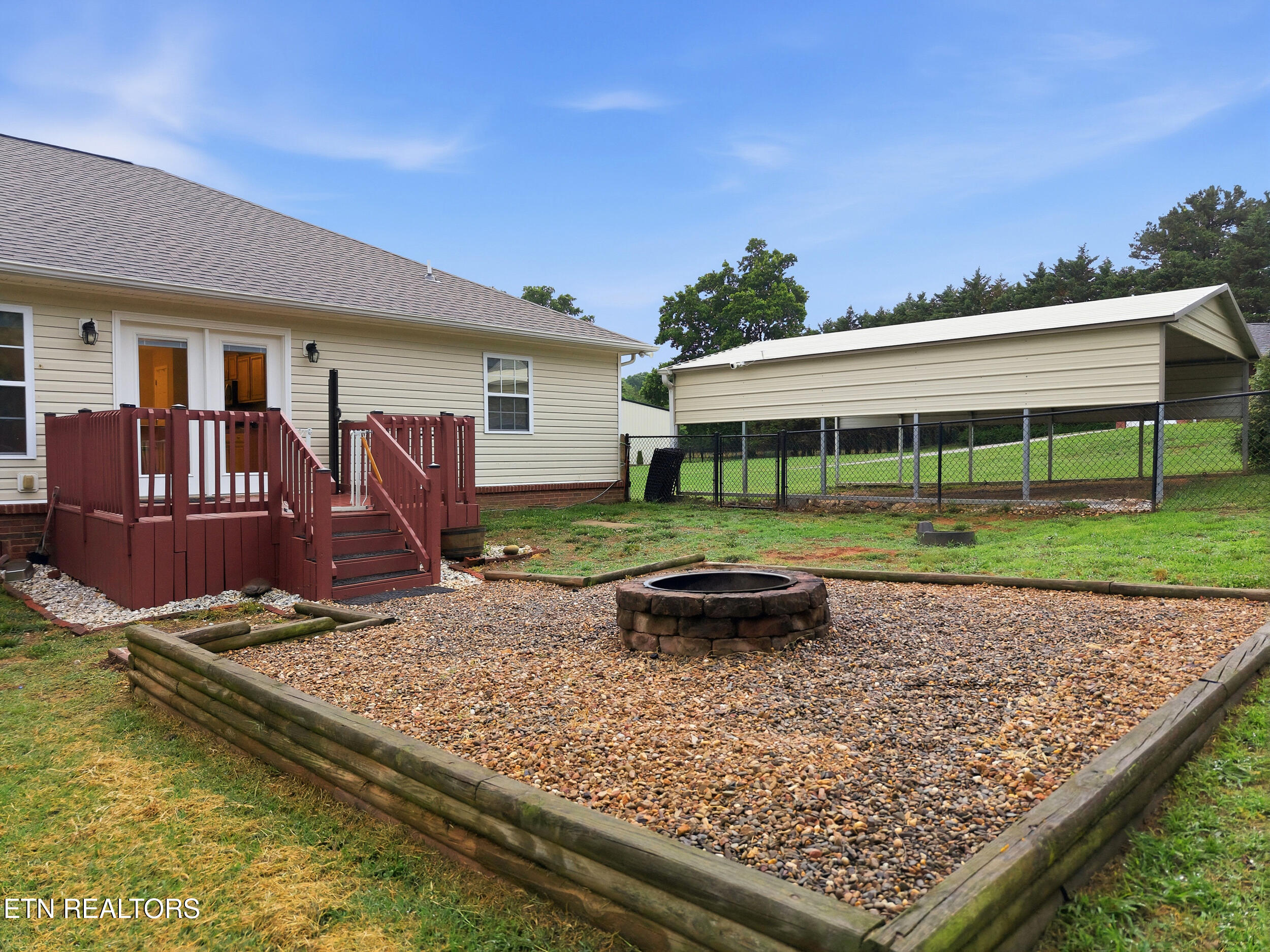 984 Mossy Grove Lane Maryville TN 37801