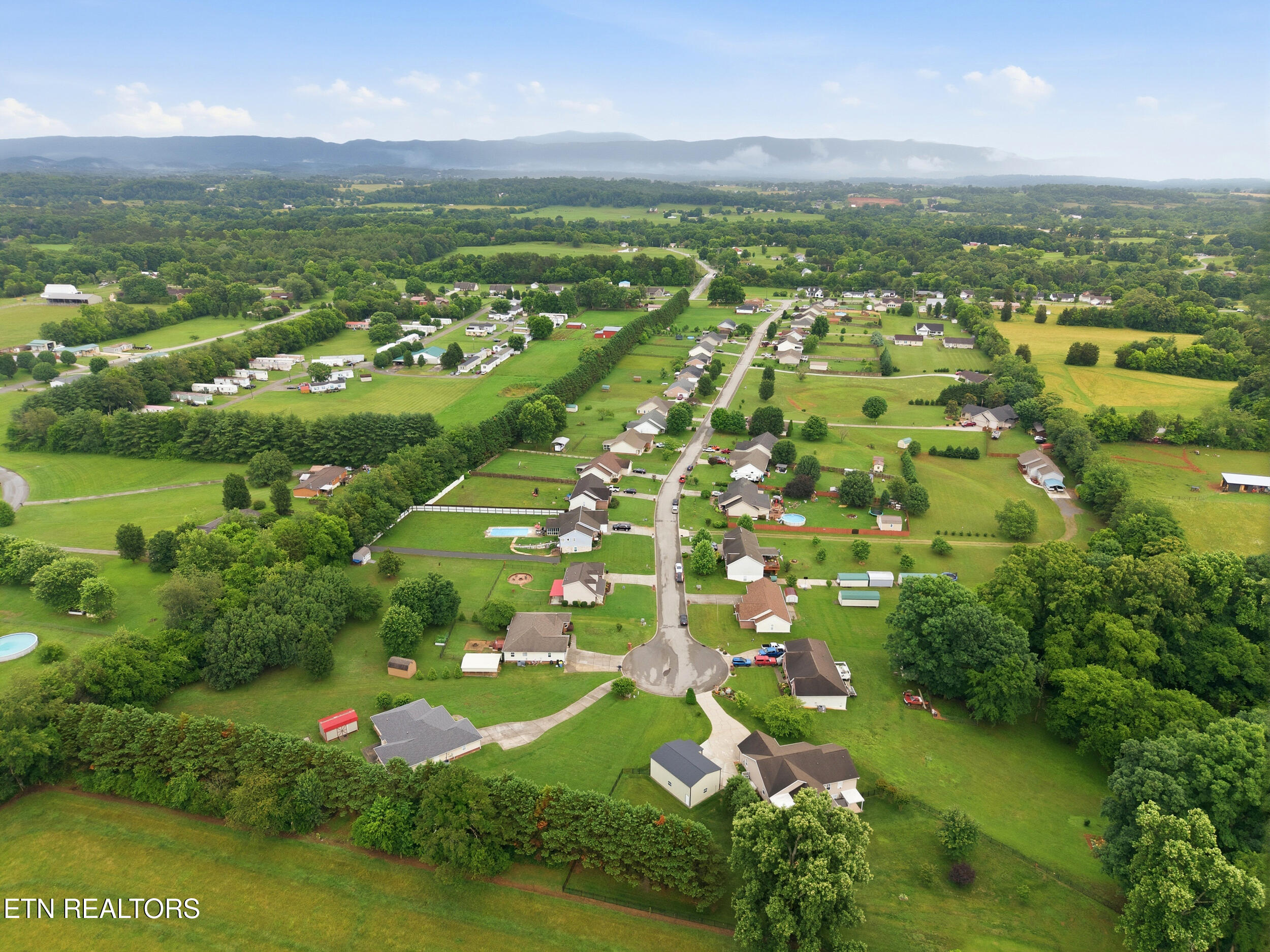 984 Mossy Grove Lane Maryville TN 37801