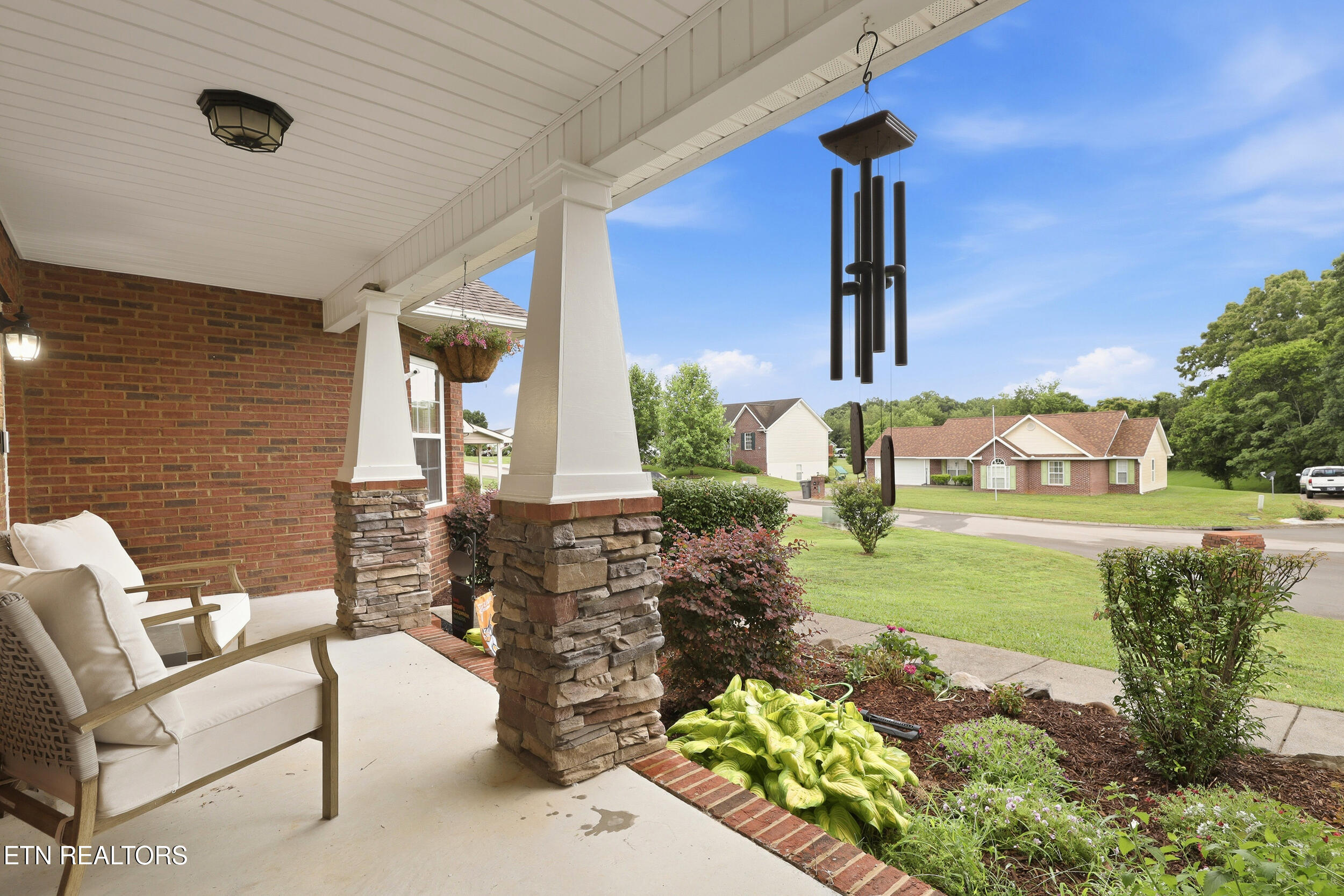 984 Mossy Grove Lane Maryville TN 37801