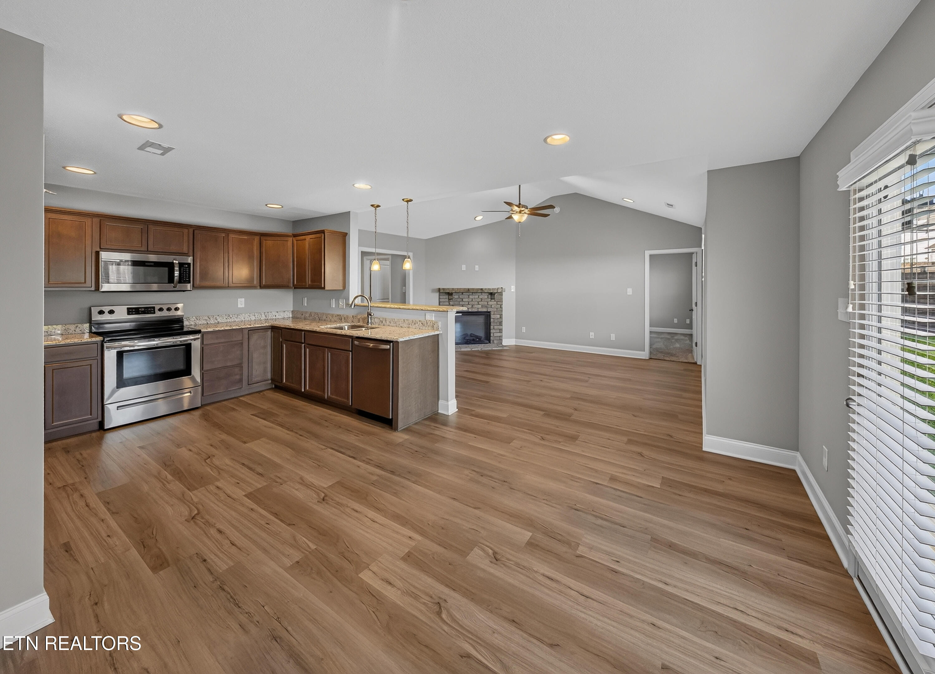 4852 Stoneyhurst Lane Knoxville TN 37918