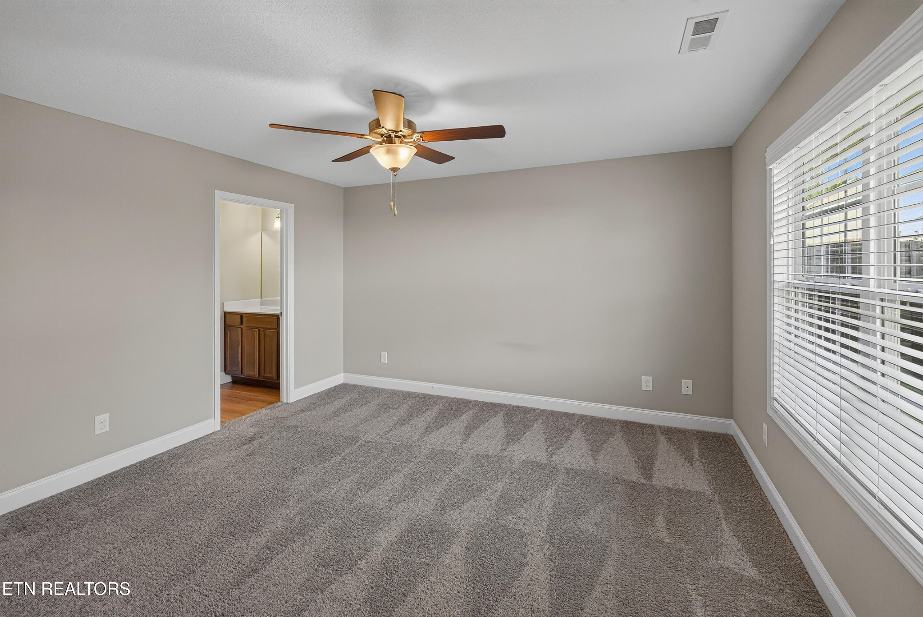4852 Stoneyhurst Lane Knoxville TN 37918