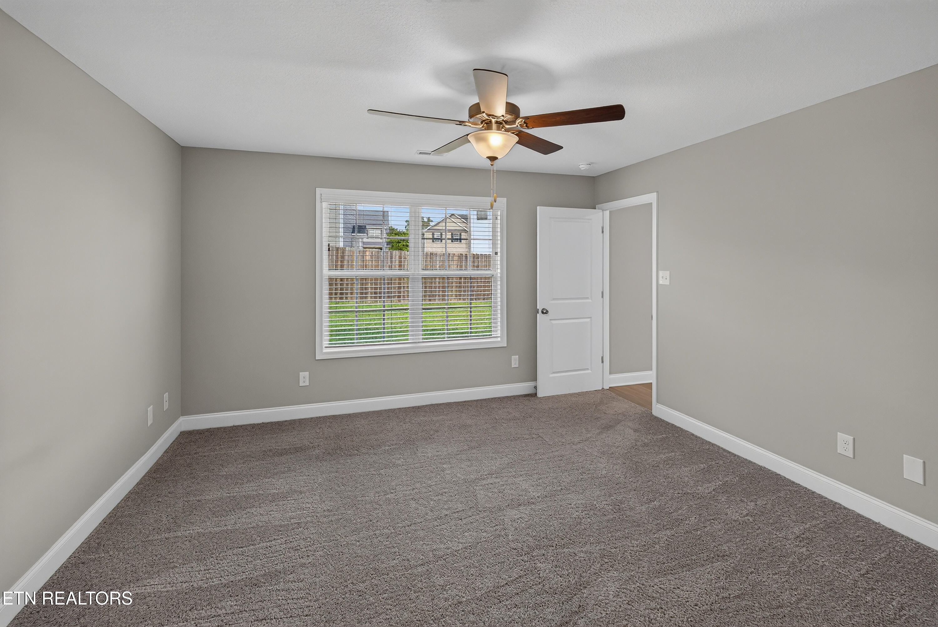 4852 Stoneyhurst Lane Knoxville TN 37918