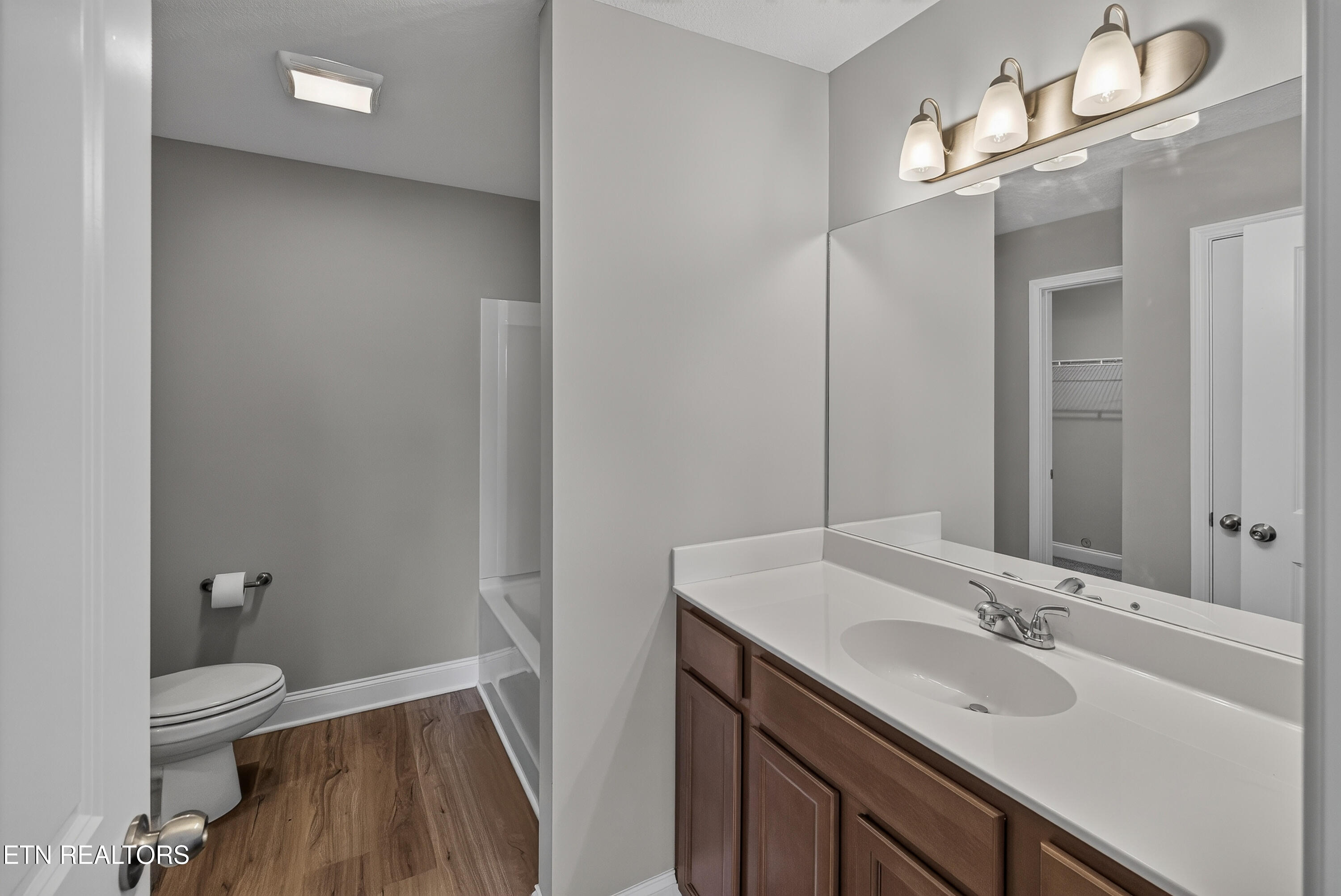 4852 Stoneyhurst Lane Knoxville TN 37918