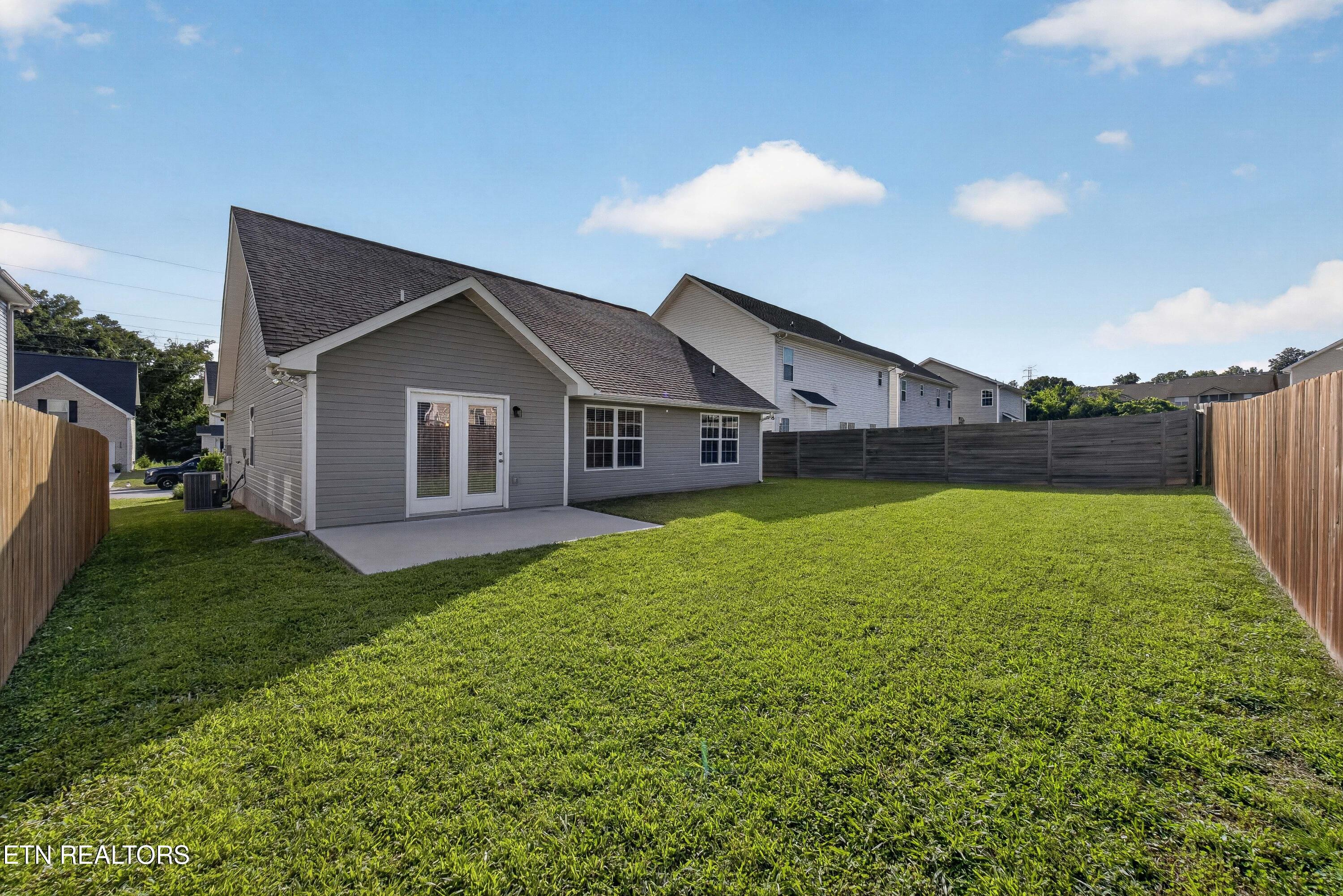 4852 Stoneyhurst Lane Knoxville TN 37918