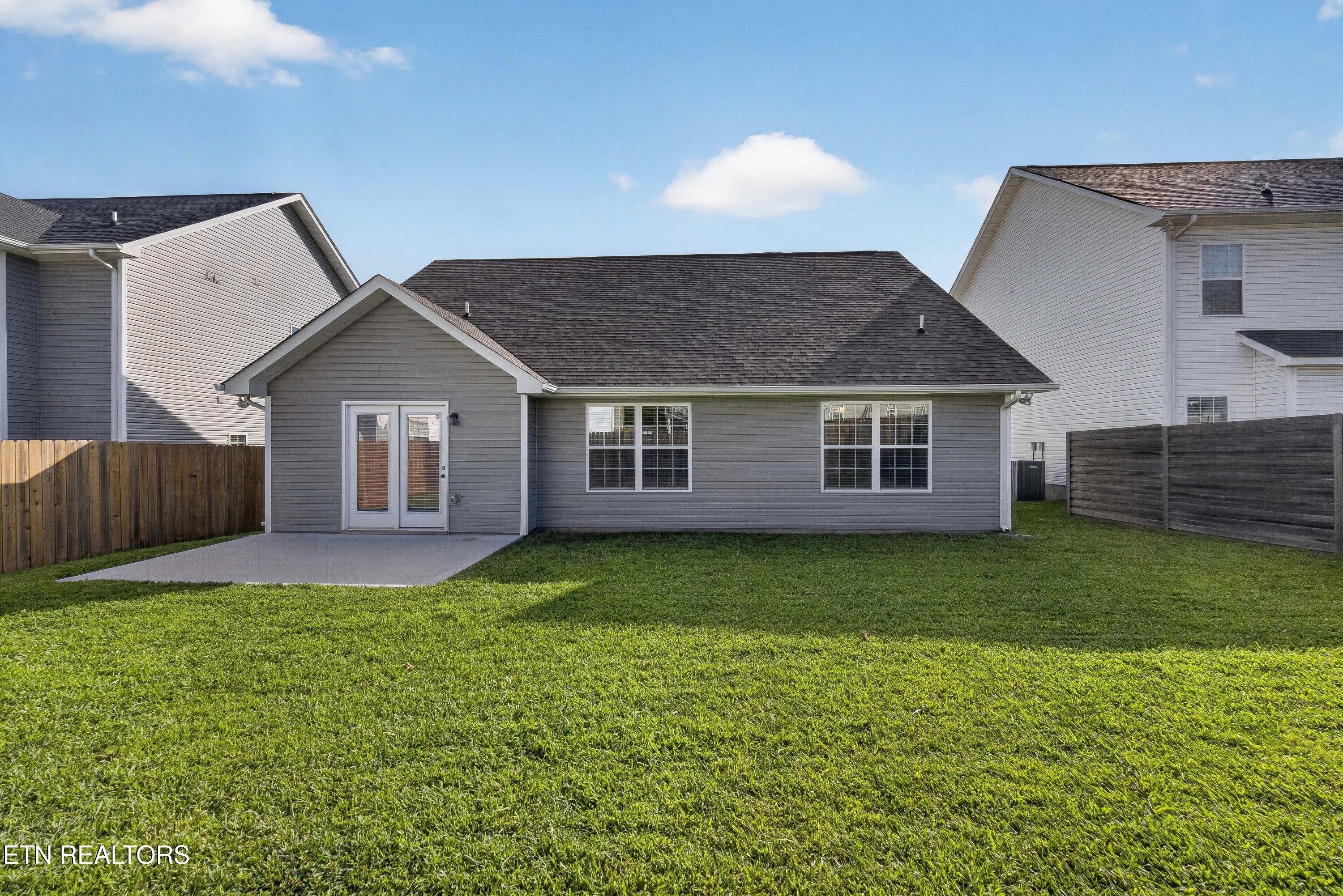 4852 Stoneyhurst Lane Knoxville TN 37918