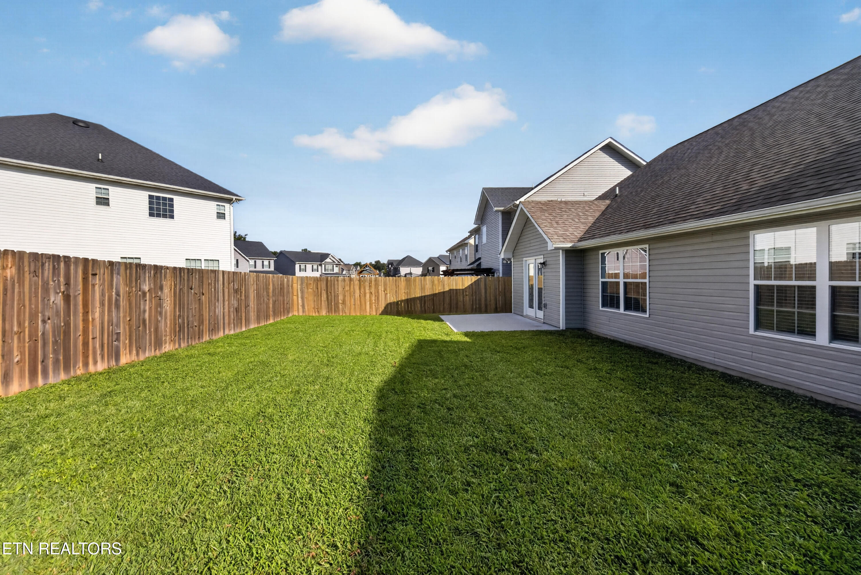 4852 Stoneyhurst Lane Knoxville TN 37918
