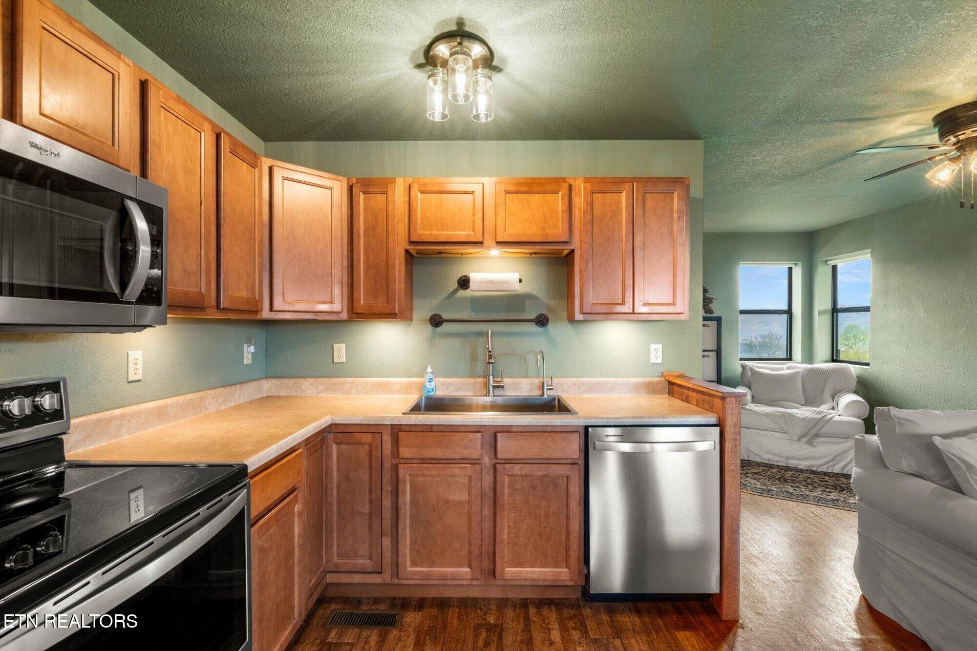 556 Jackson Hollow Road Thorn Hill TN 37881