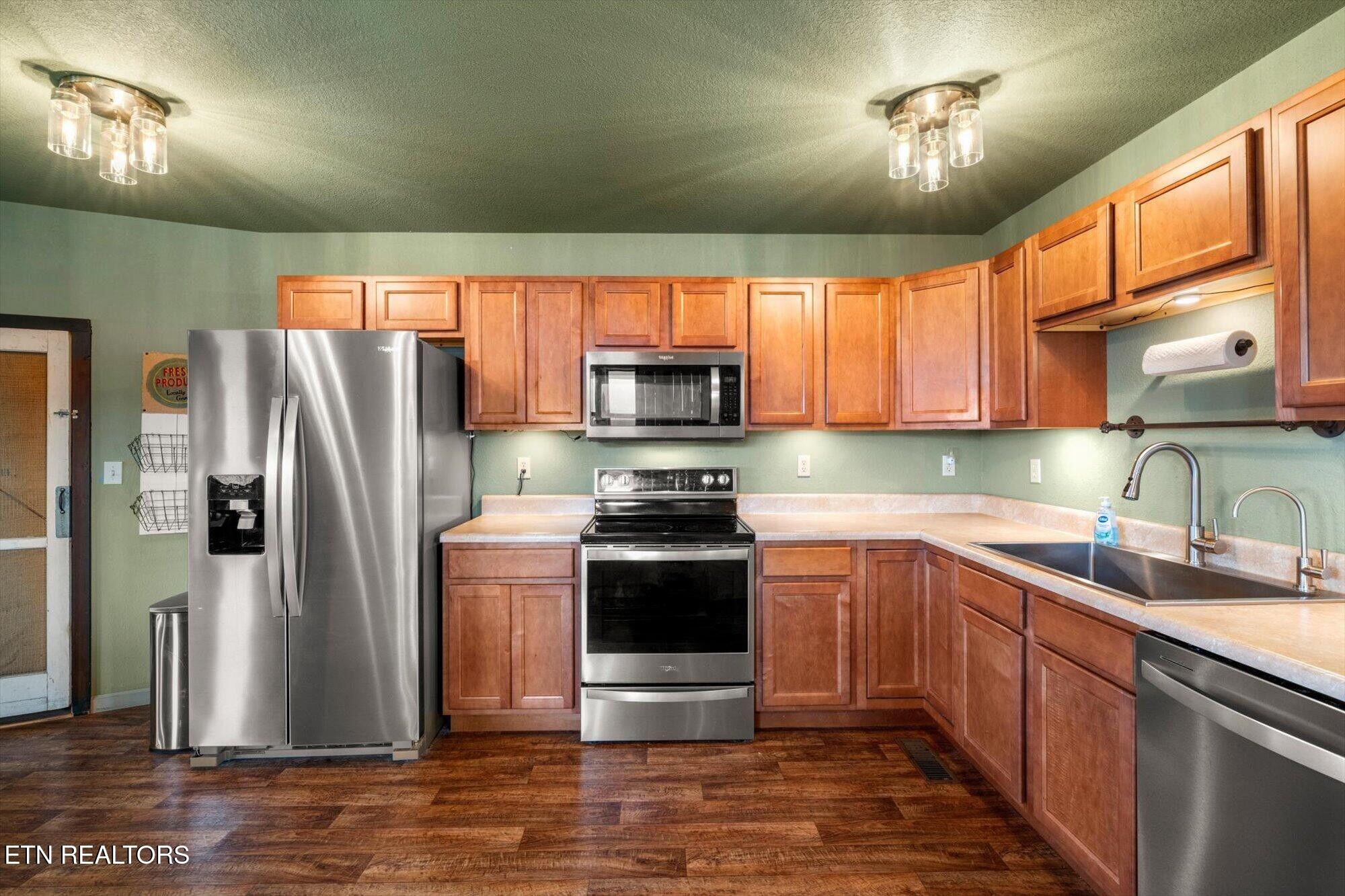 556 Jackson Hollow Road Thorn Hill TN 37881