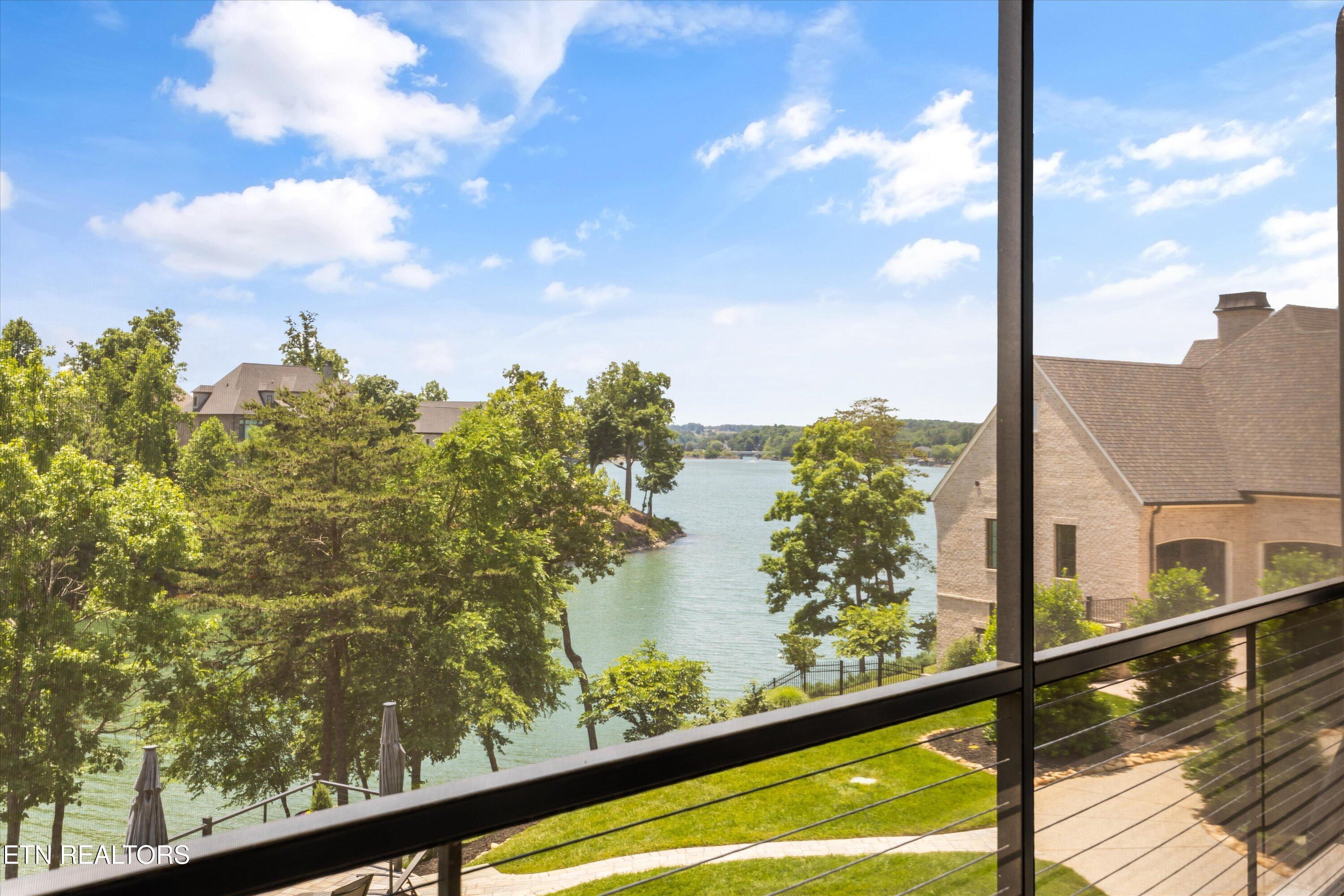 317 Admiral Court Lenoir City TN 37772