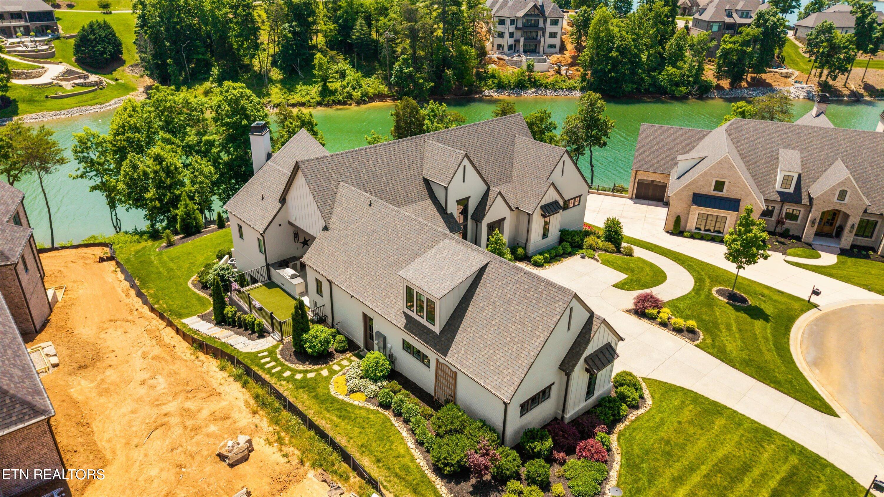 317 Admiral Court Lenoir City TN 37772