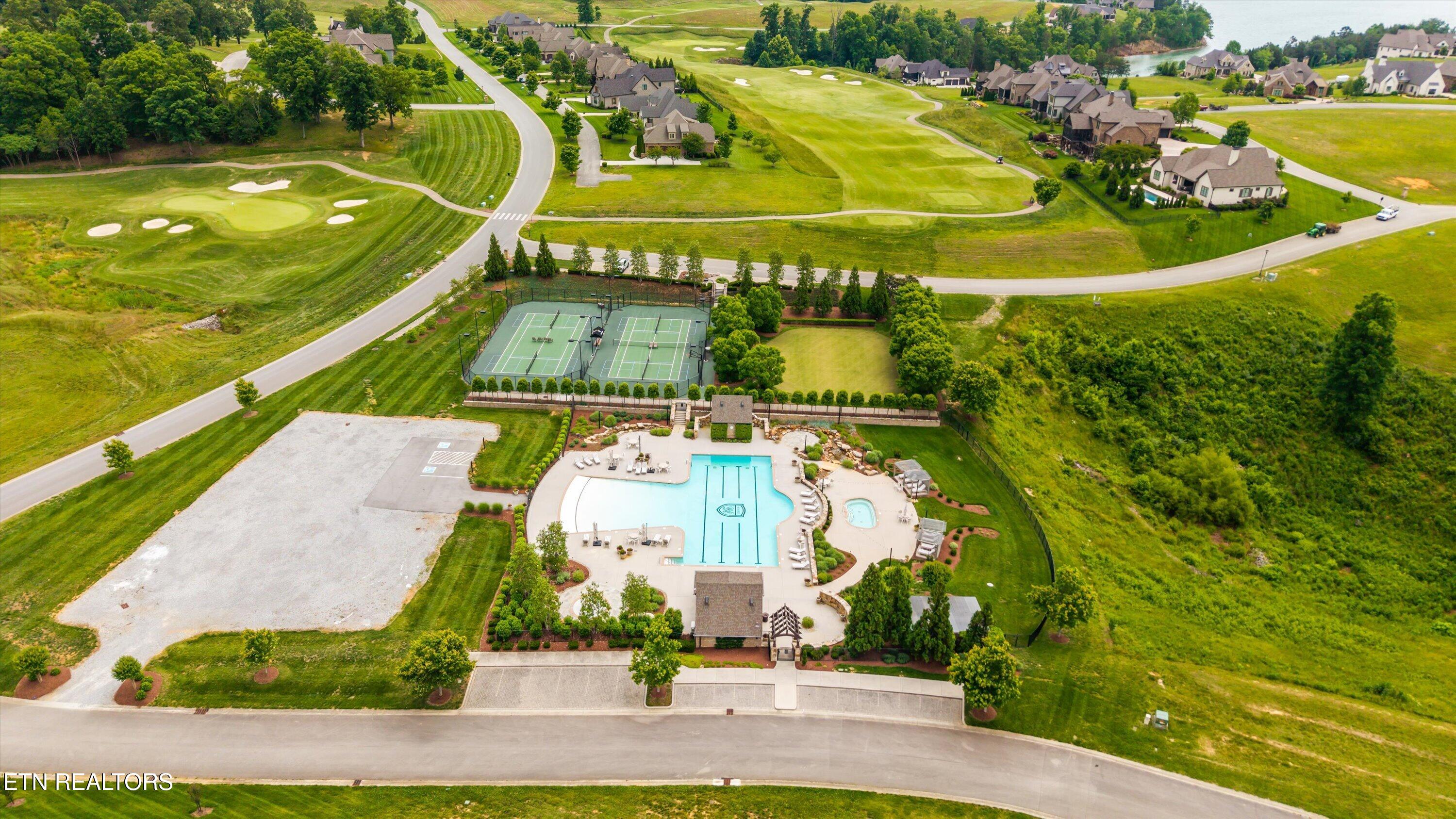 317 Admiral Court Lenoir City TN 37772