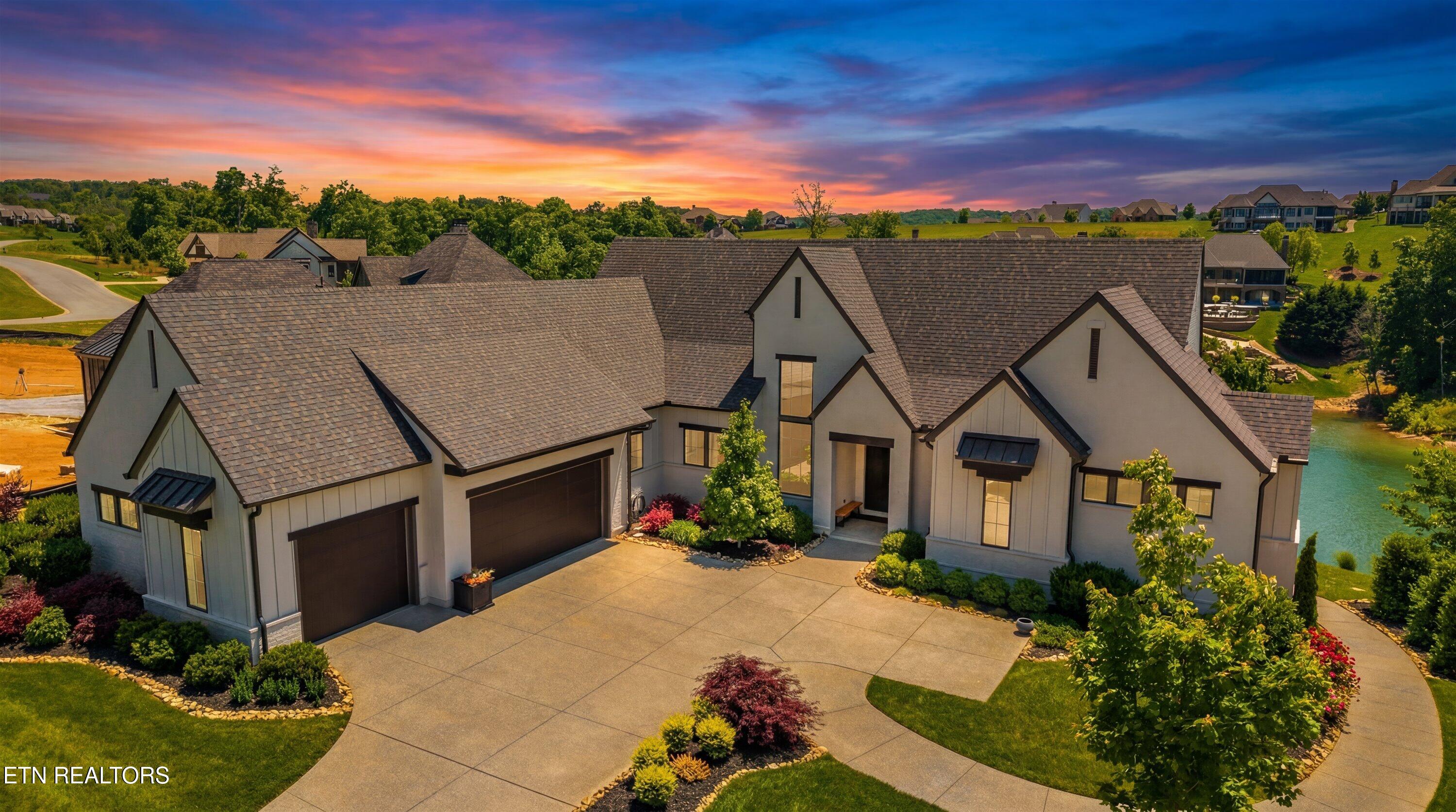 317 Admiral Court Lenoir City TN 37772