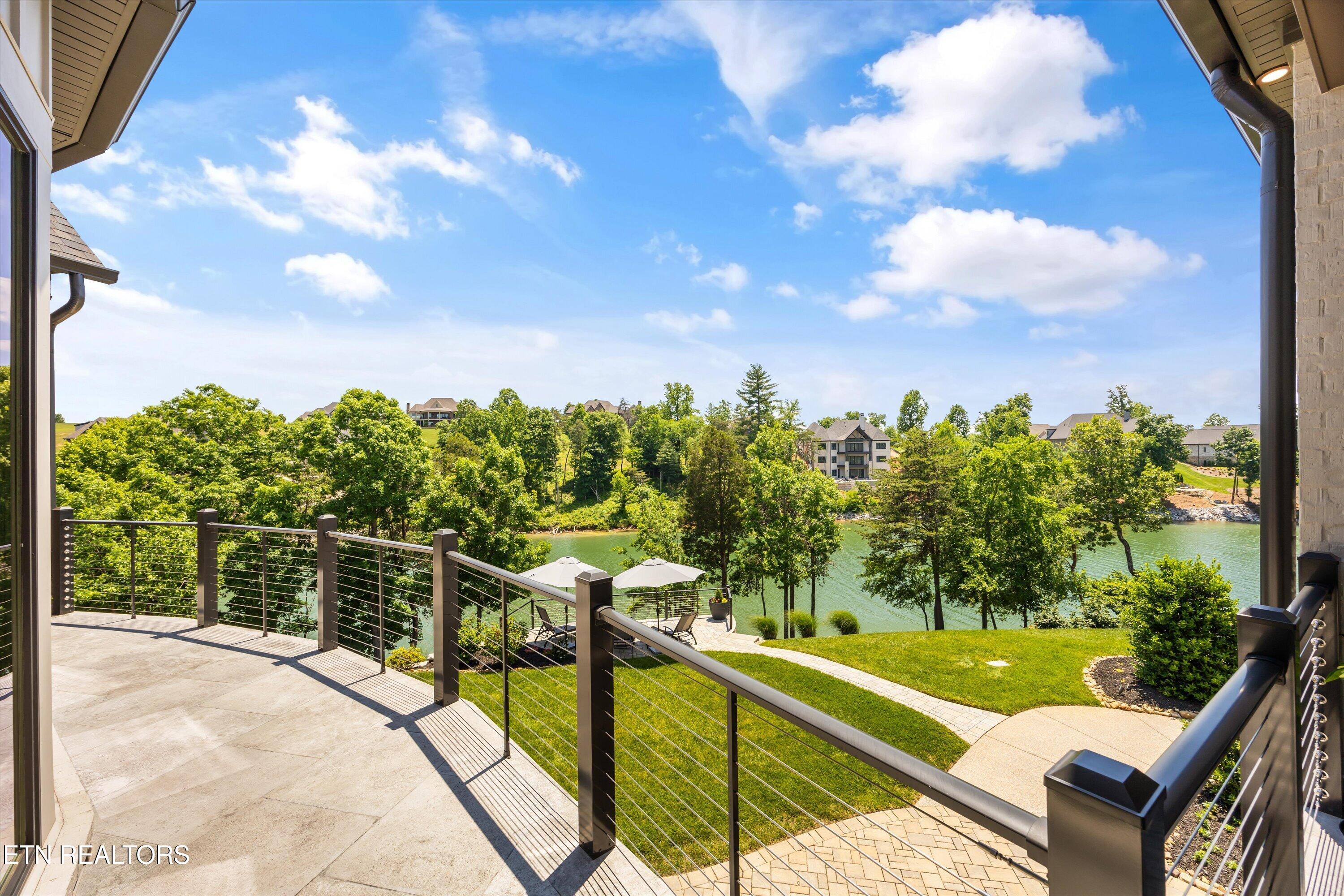 317 Admiral Court Lenoir City TN 37772