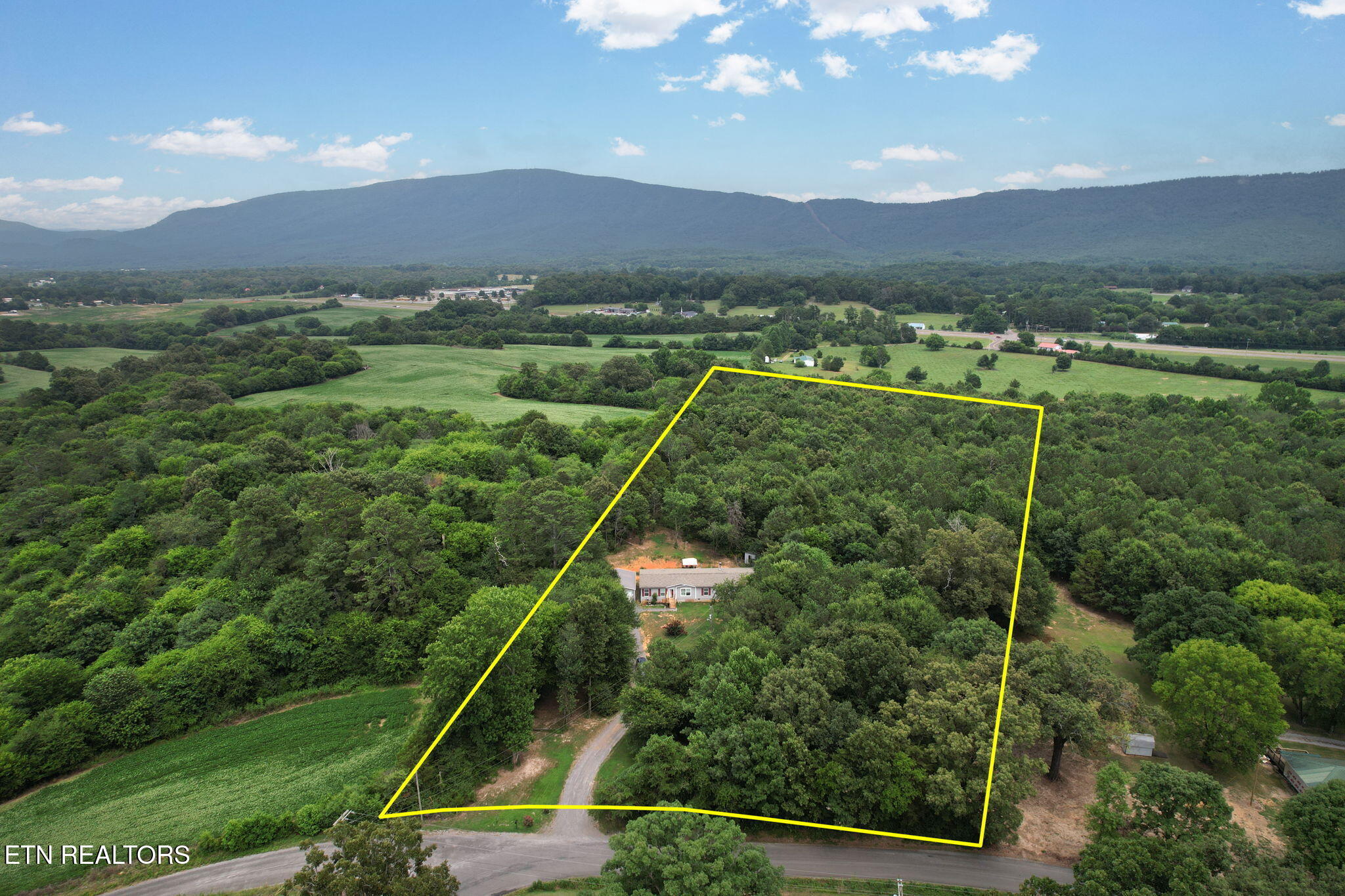 326 Mcclure Road Benton TN 37307