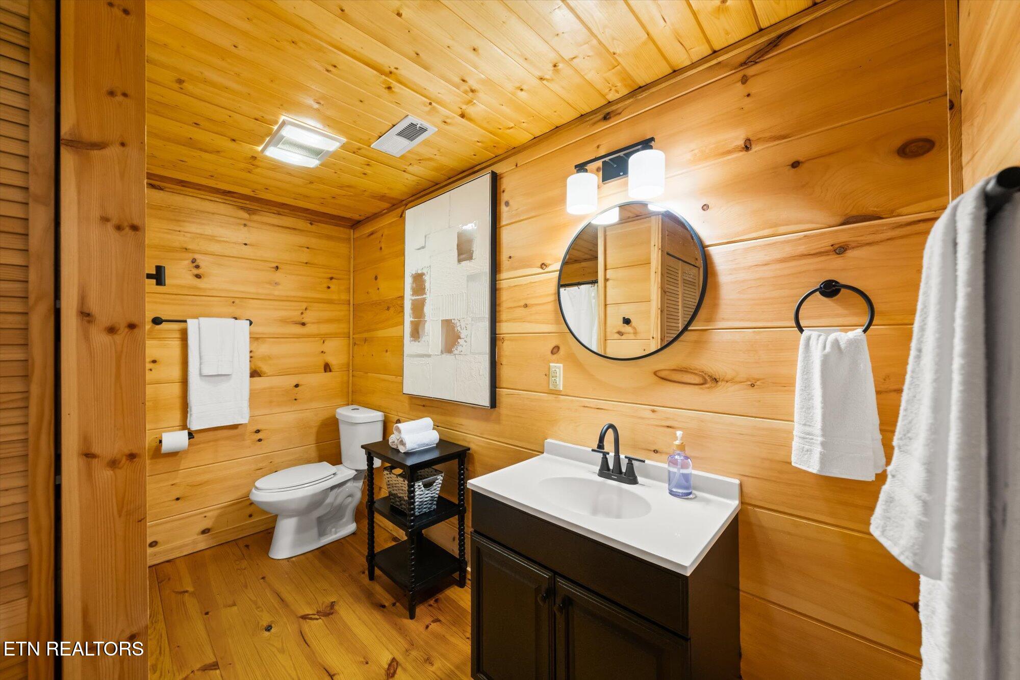 3616 Henry Town Road Sevierville TN 37876