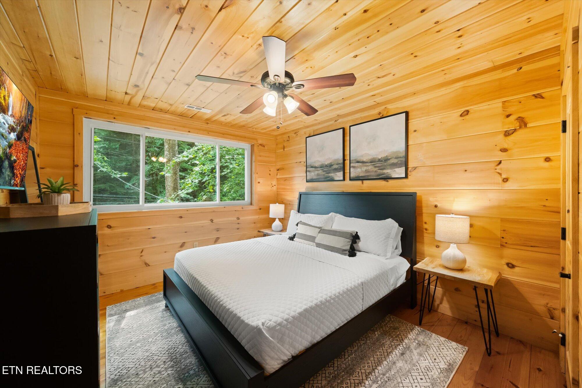 3616 Henry Town Road Sevierville TN 37876