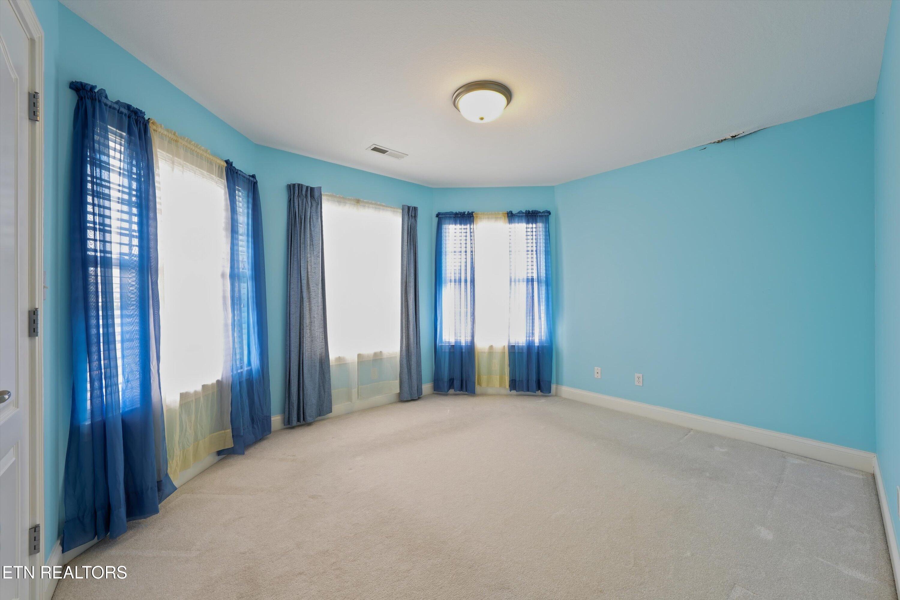 161 Liberty Court Oak Ridge TN 37830
