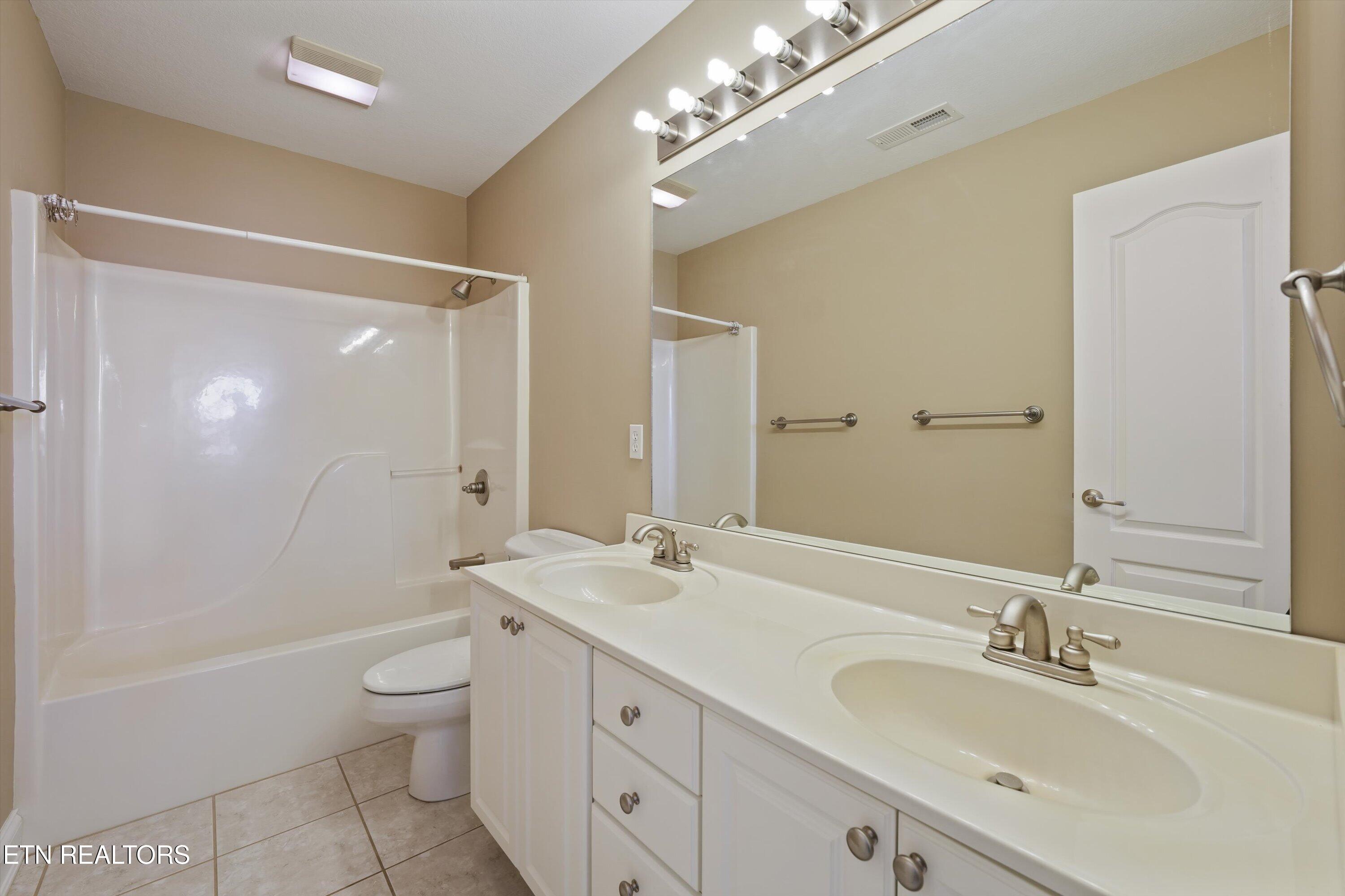 161 Liberty Court Oak Ridge TN 37830